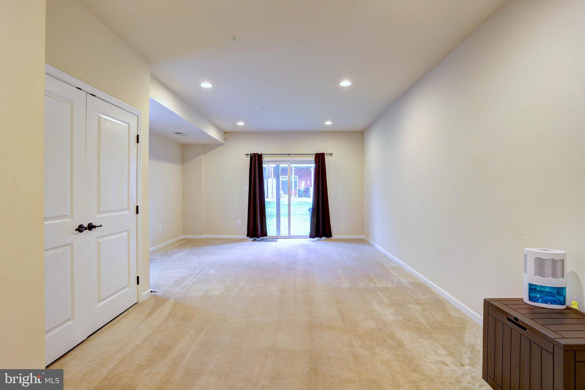 CREEKSIDE VILLAGE AT TANYARD SPRINGS - Residential