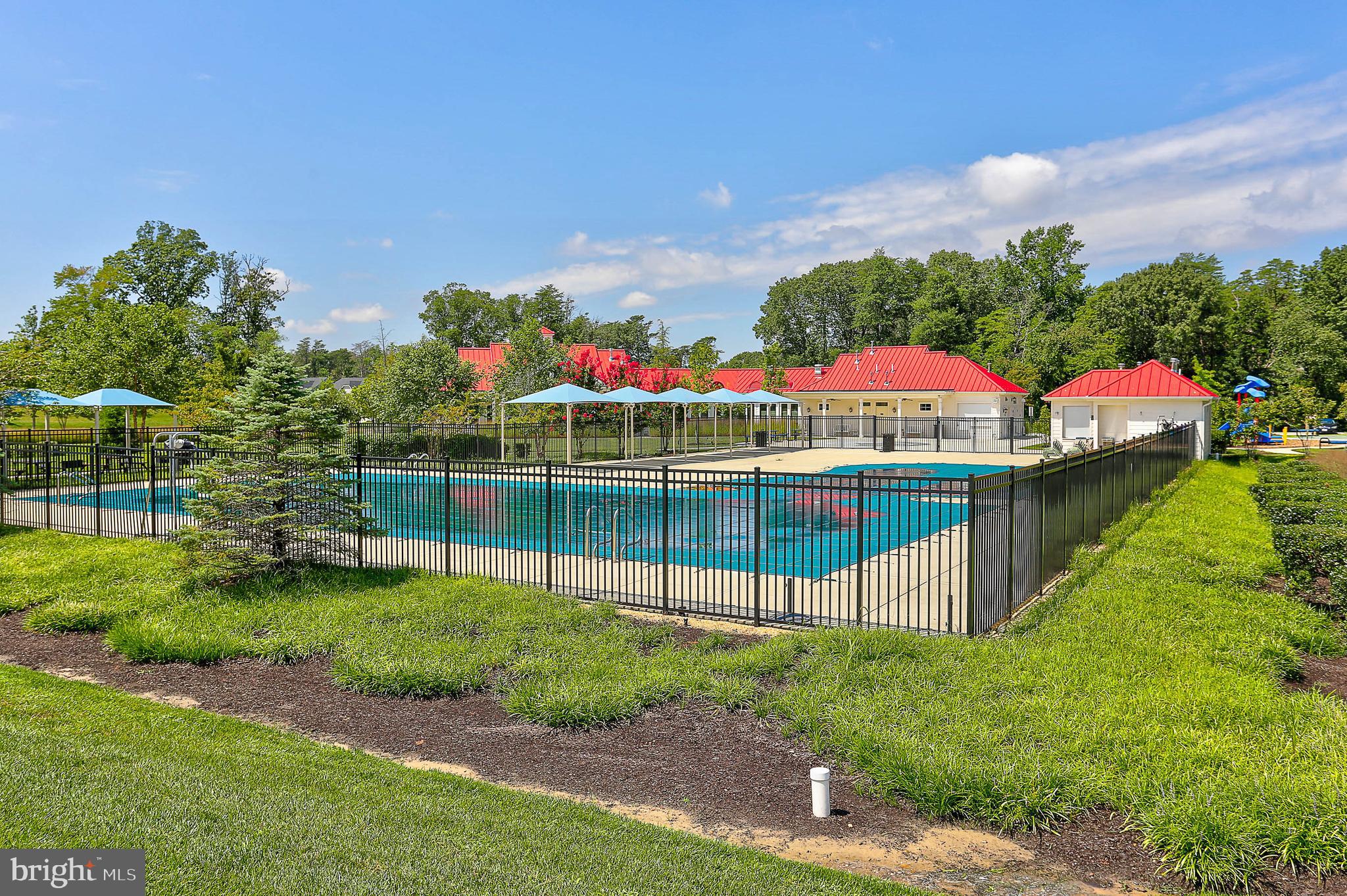 CREEKSIDE VILLAGE AT TANYARD SPRINGS - Residential