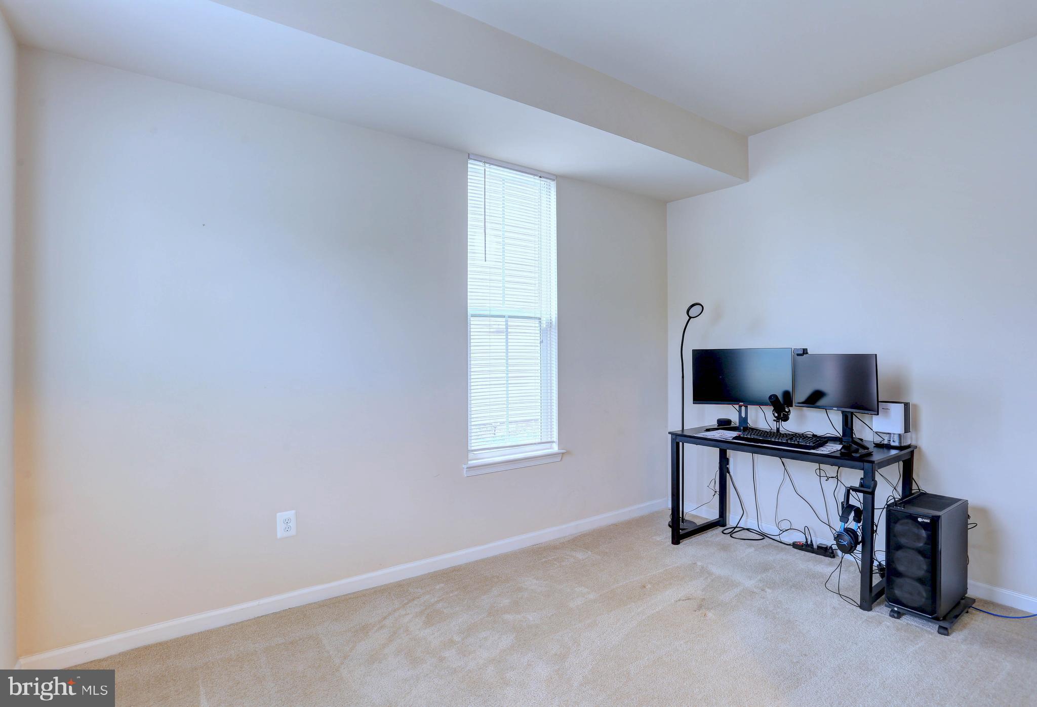 CREEKSIDE VILLAGE AT TANYARD SPRINGS - Residential
