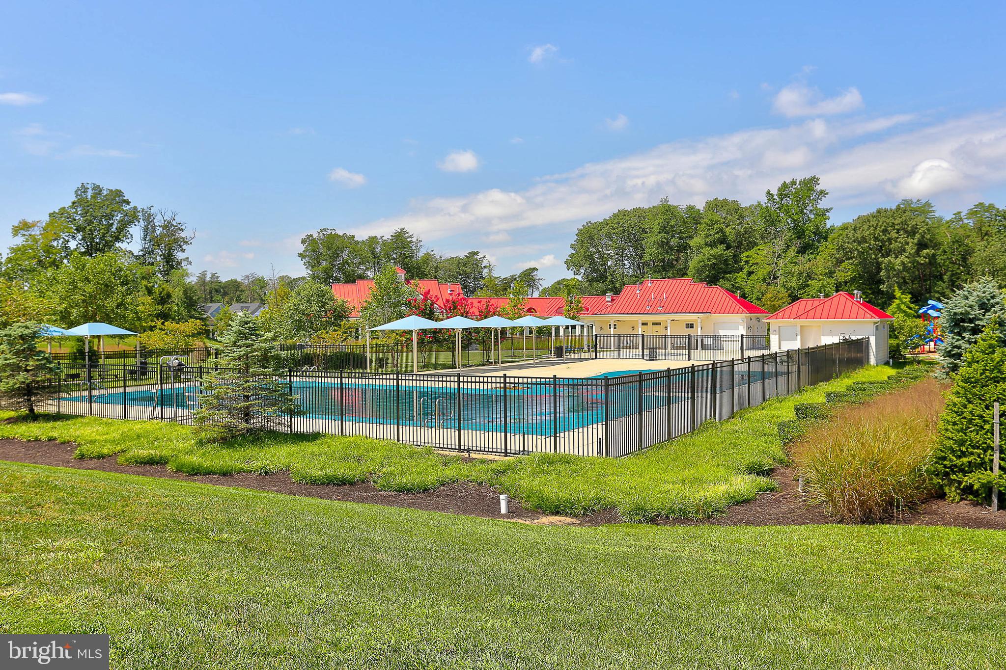 CREEKSIDE VILLAGE AT TANYARD SPRINGS - Residential