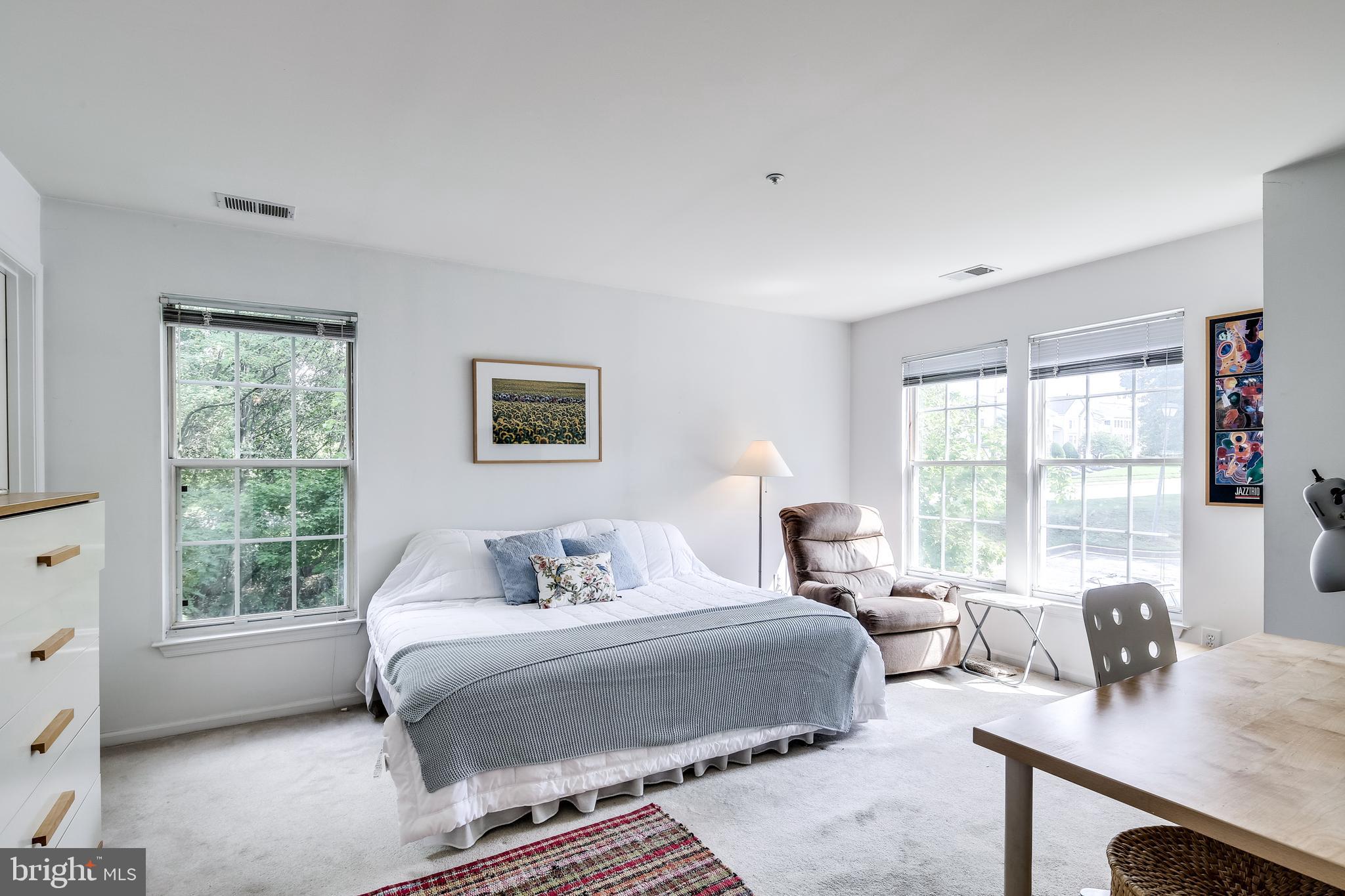 BRENTWOOD PARK - Residential