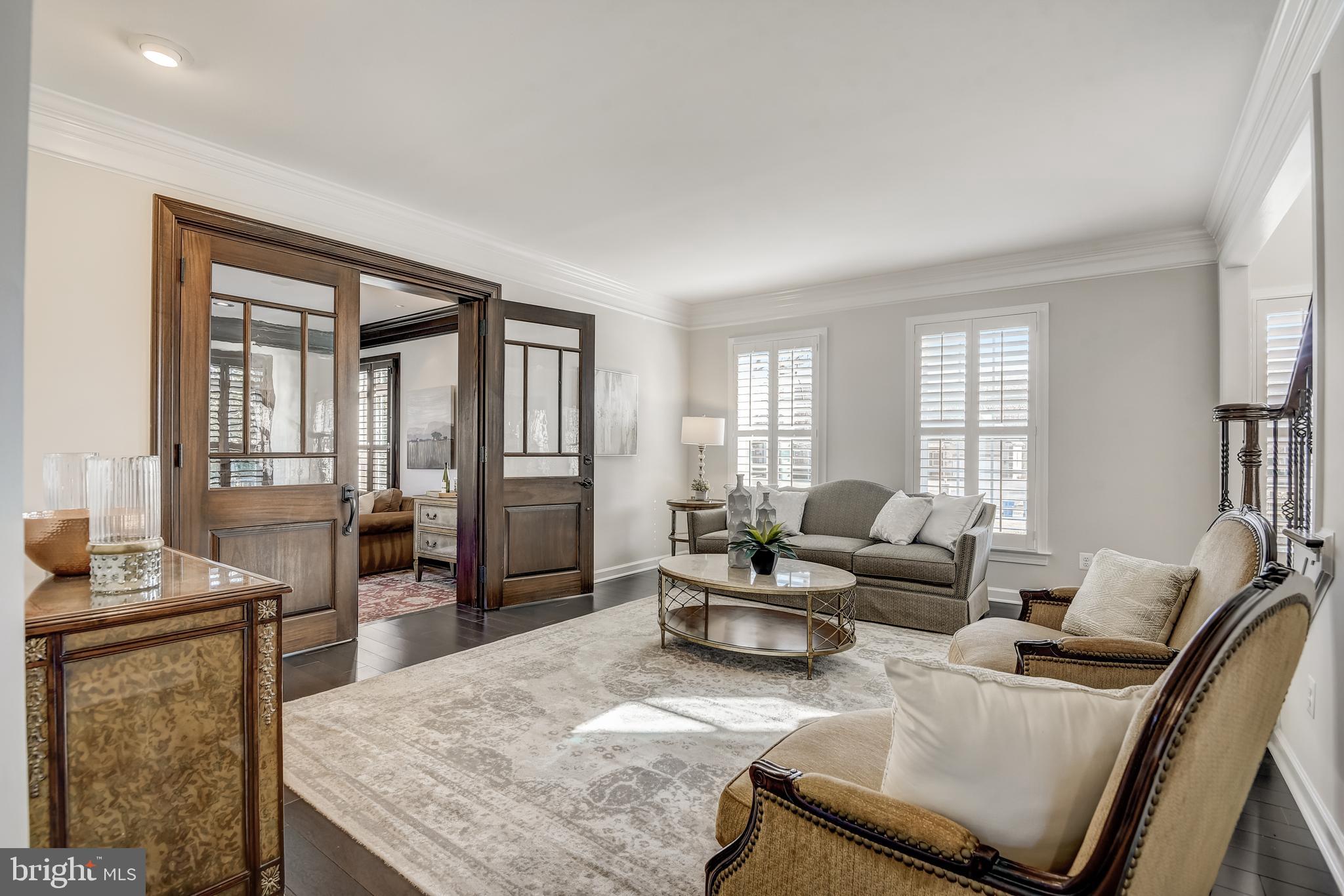 HUNTING CREST - Residential