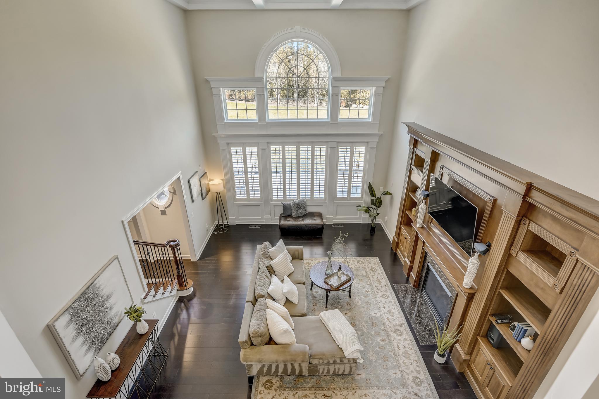 HUNTING CREST - Residential