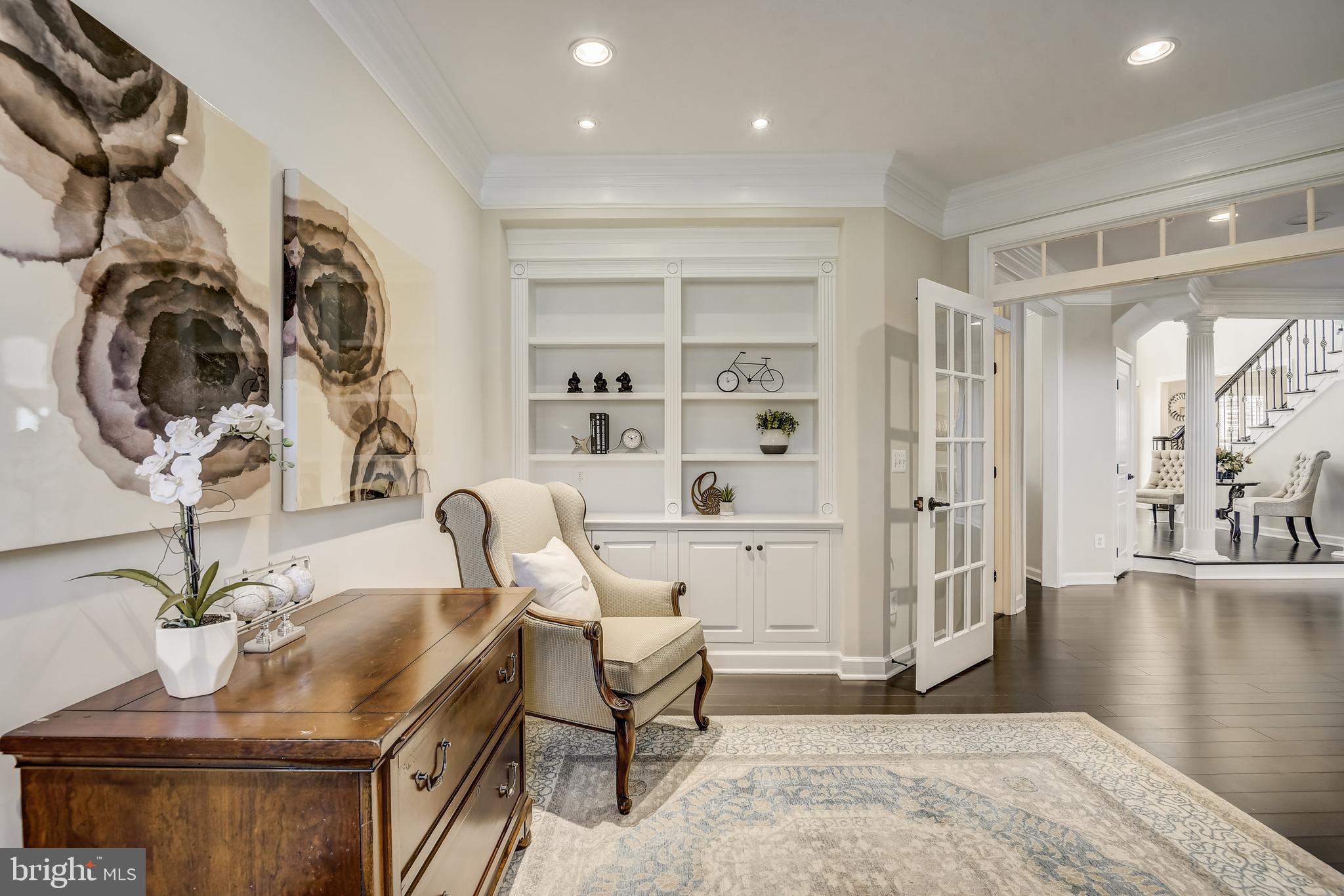 HUNTING CREST - Residential