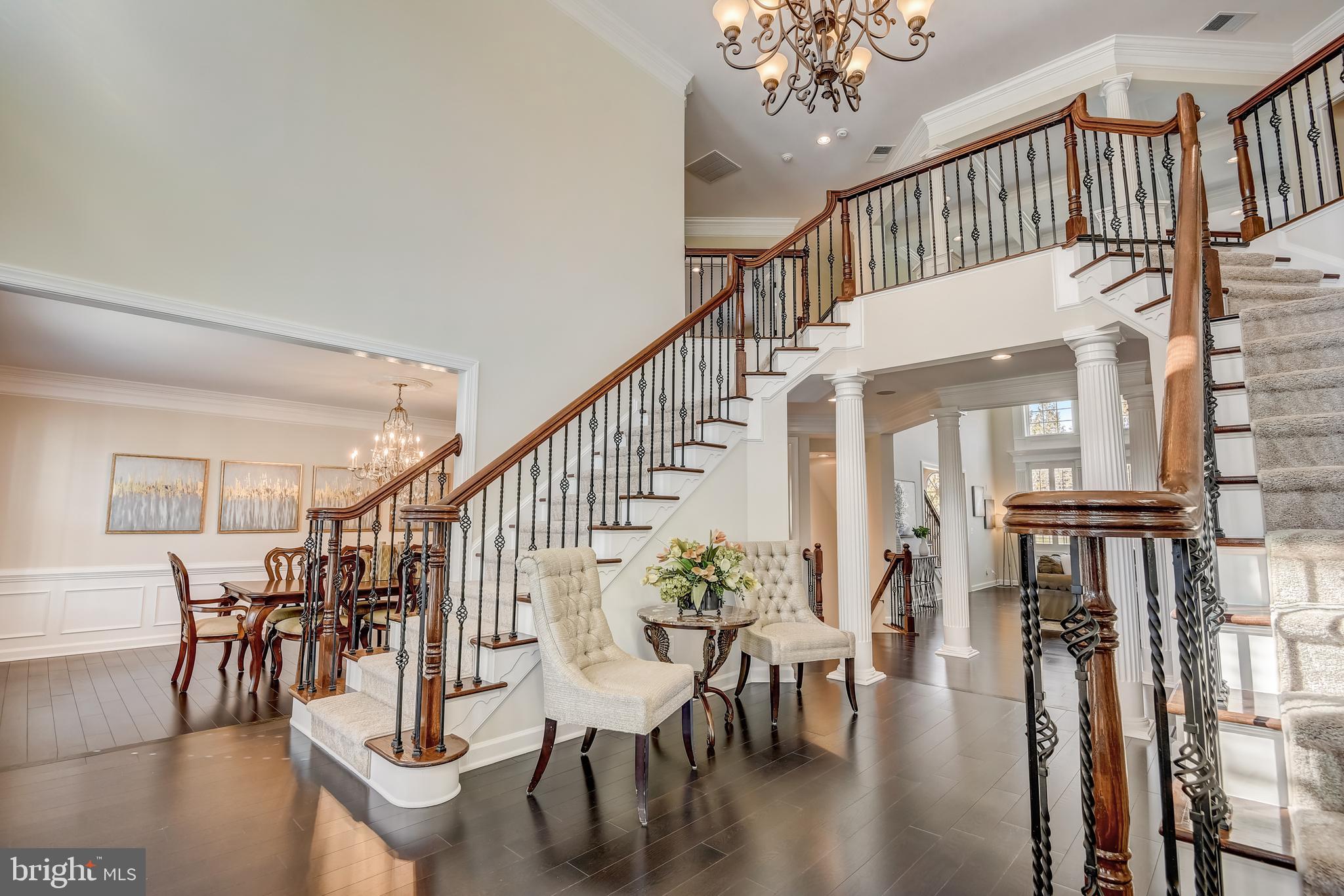 HUNTING CREST - Residential