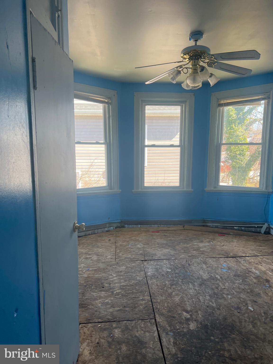 ARLINGTON - Residential