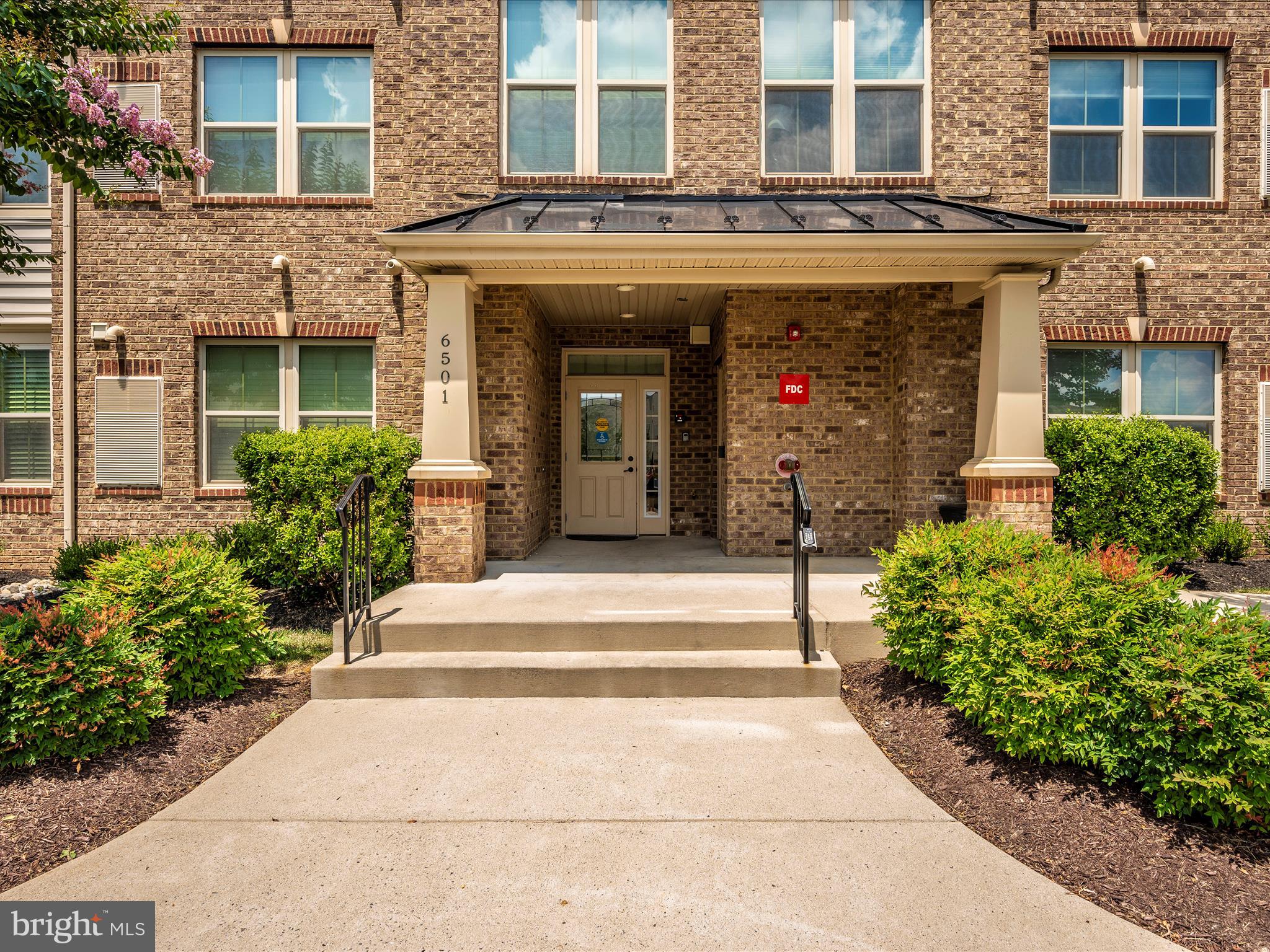 LINTON AT BALLENGER - Residential