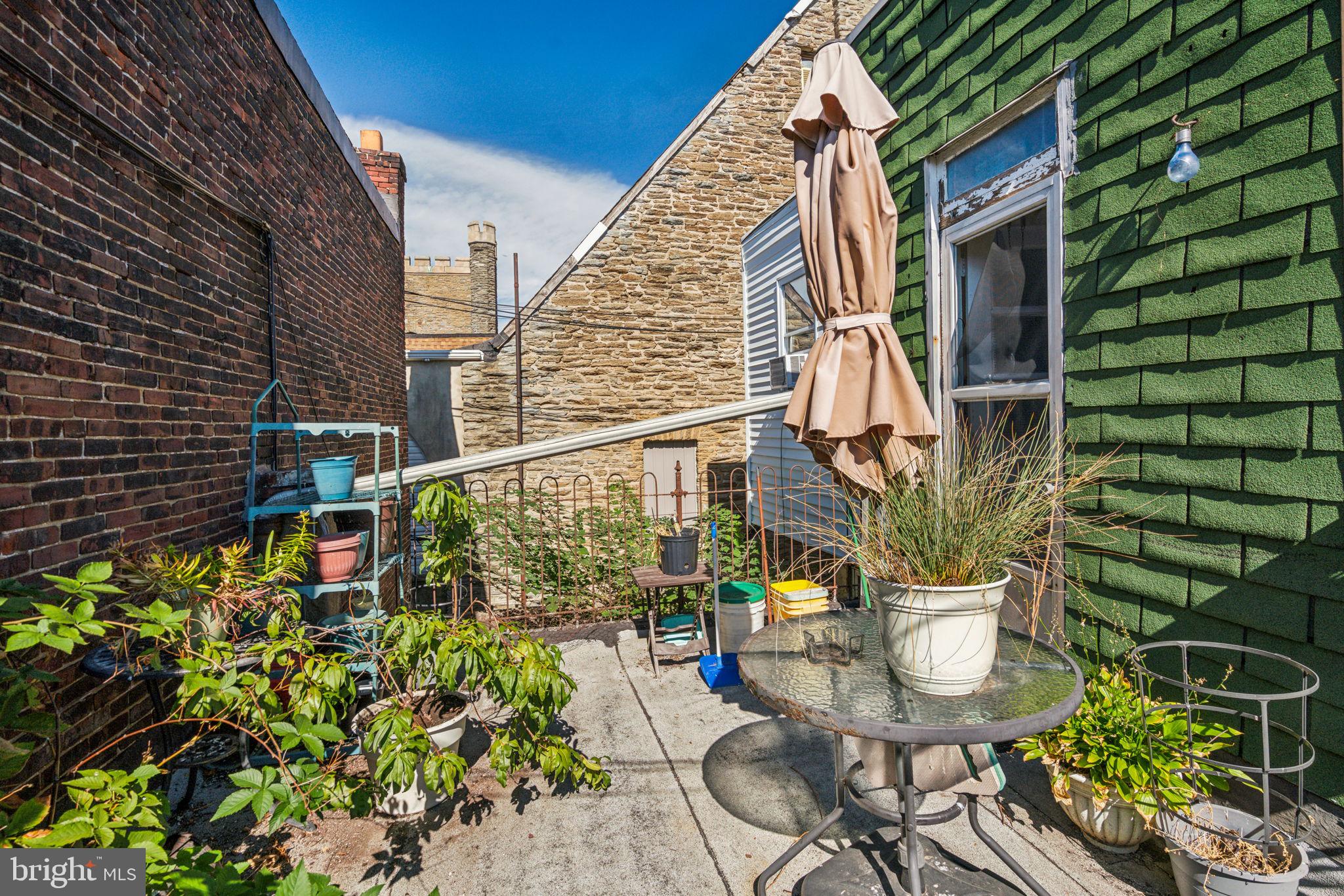 WEST PASSYUNK - Residential Income