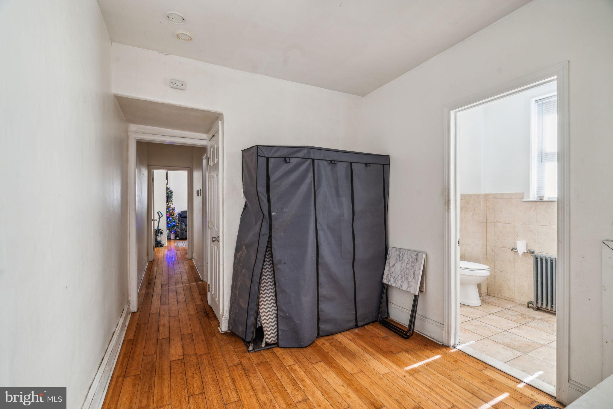 WEST PASSYUNK - Residential Income