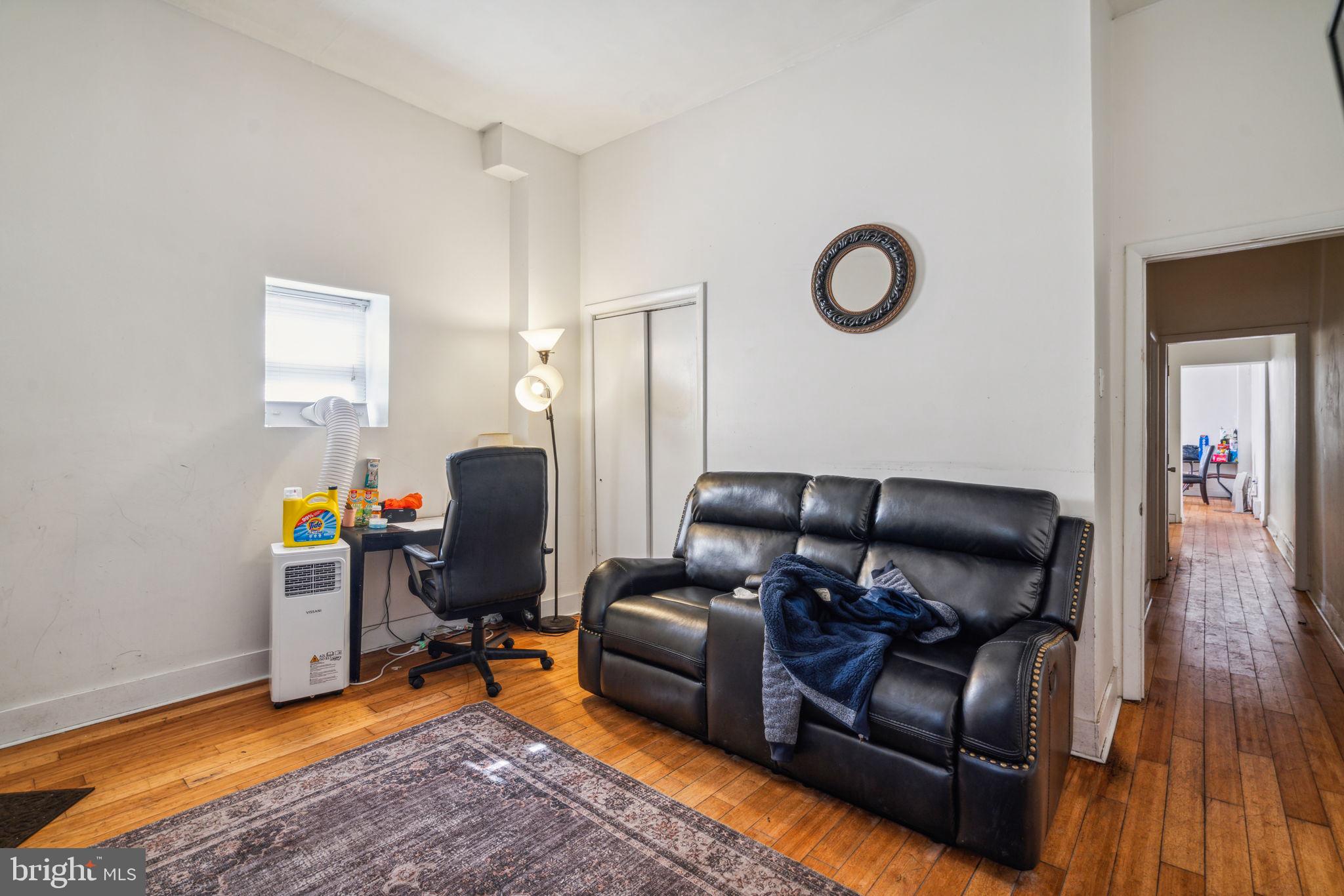 WEST PASSYUNK - Residential Income