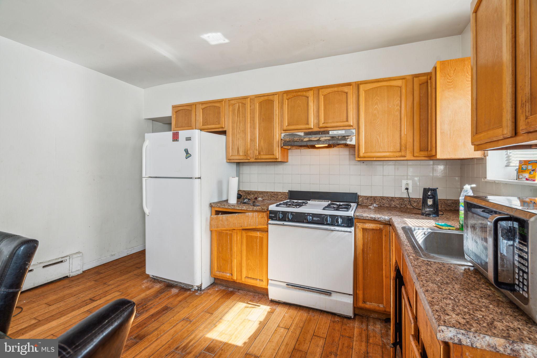 WEST PASSYUNK - Residential Income