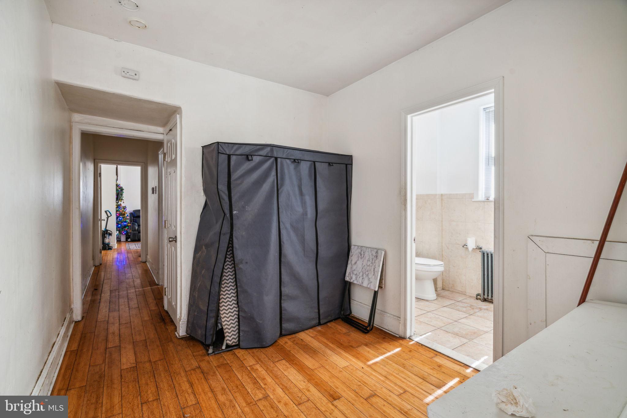 WEST PASSYUNK - Residential Income