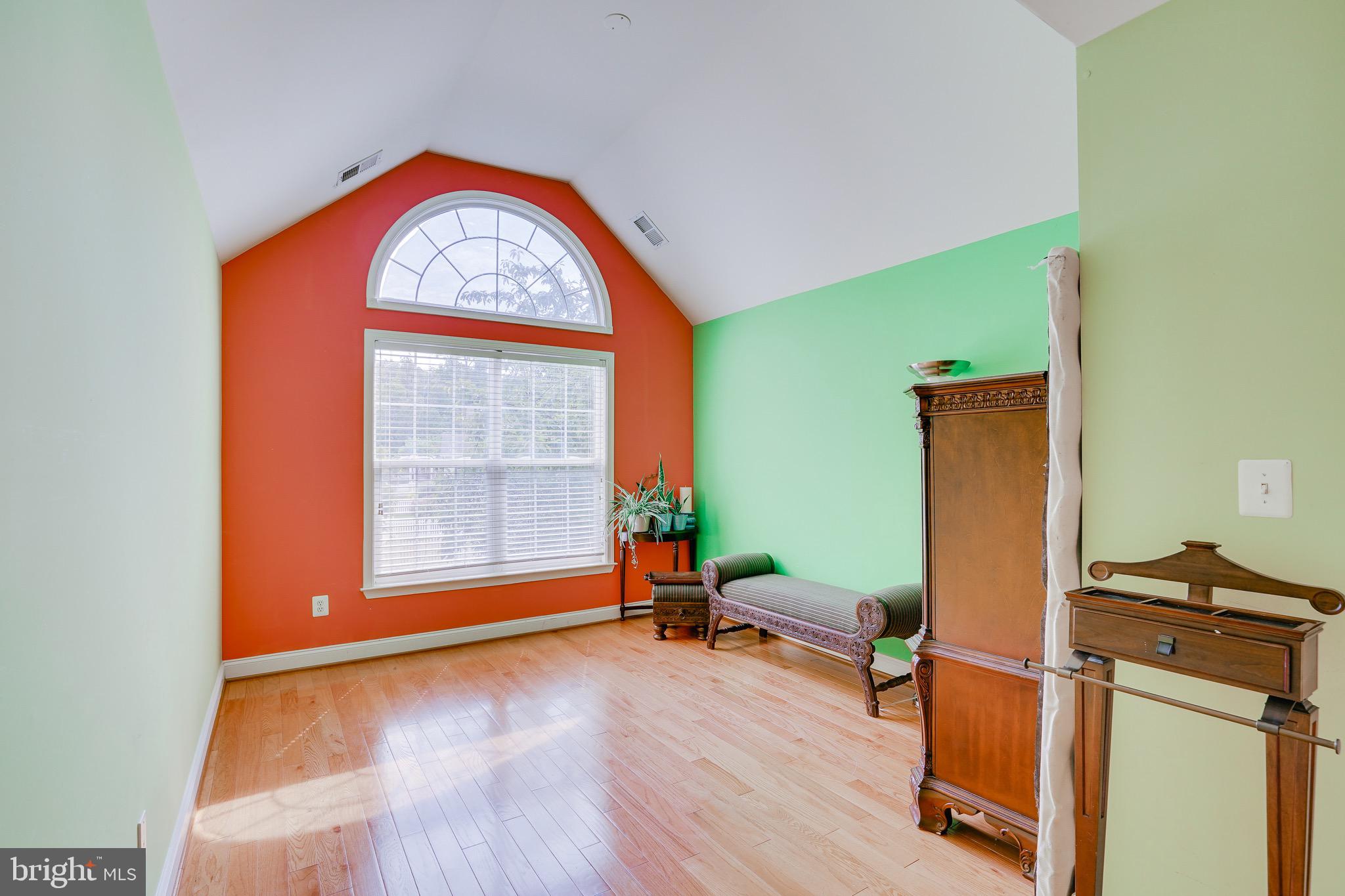 BELMONT COUNTRY CLUB - Residential