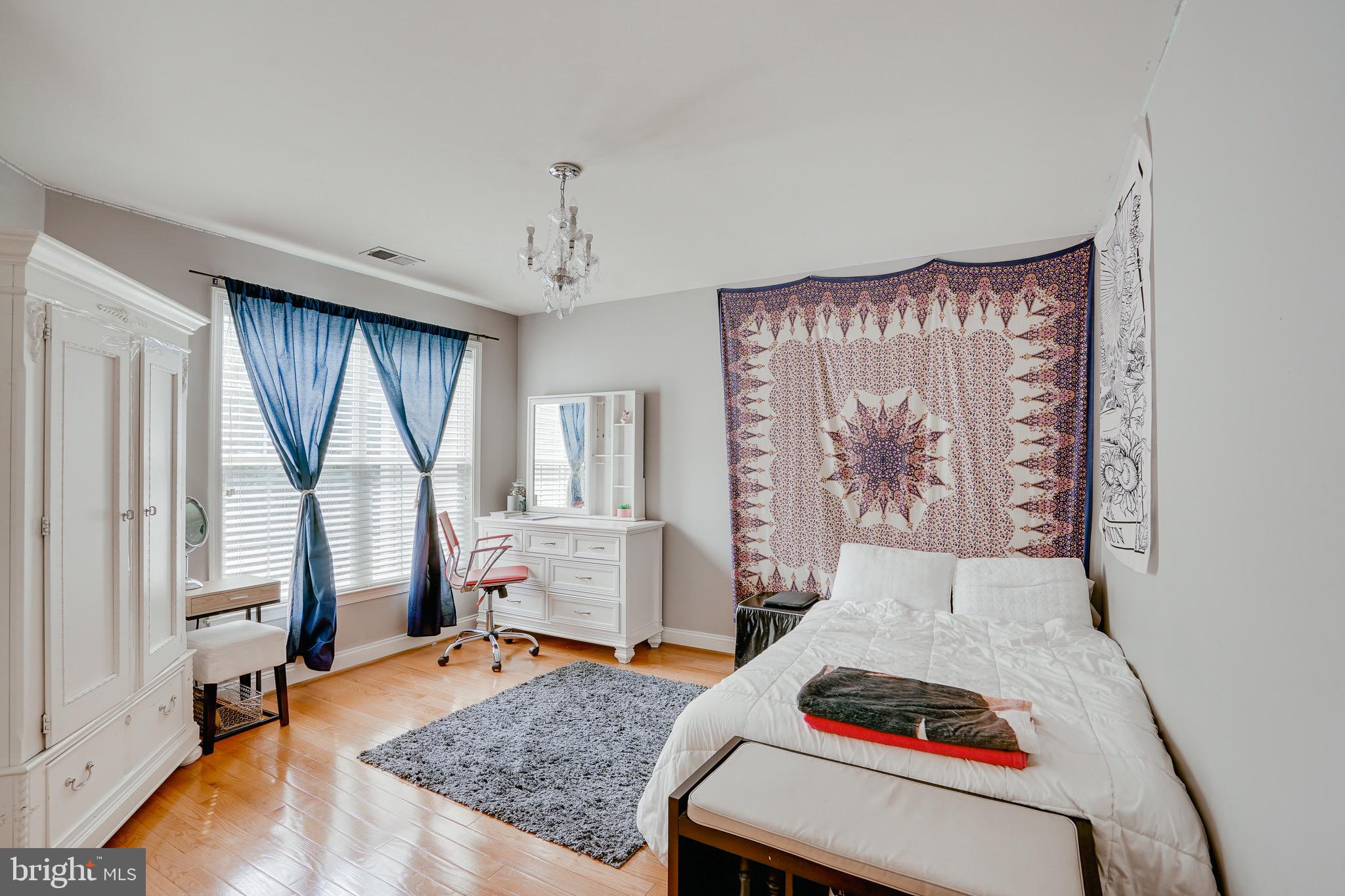 BELMONT COUNTRY CLUB - Residential