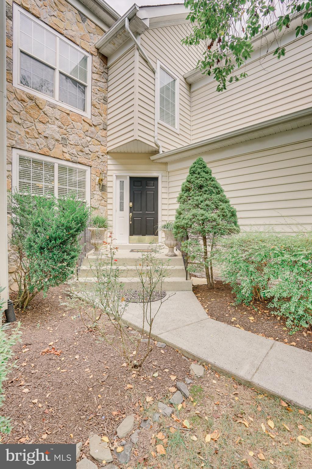 BELMONT COUNTRY CLUB - Residential