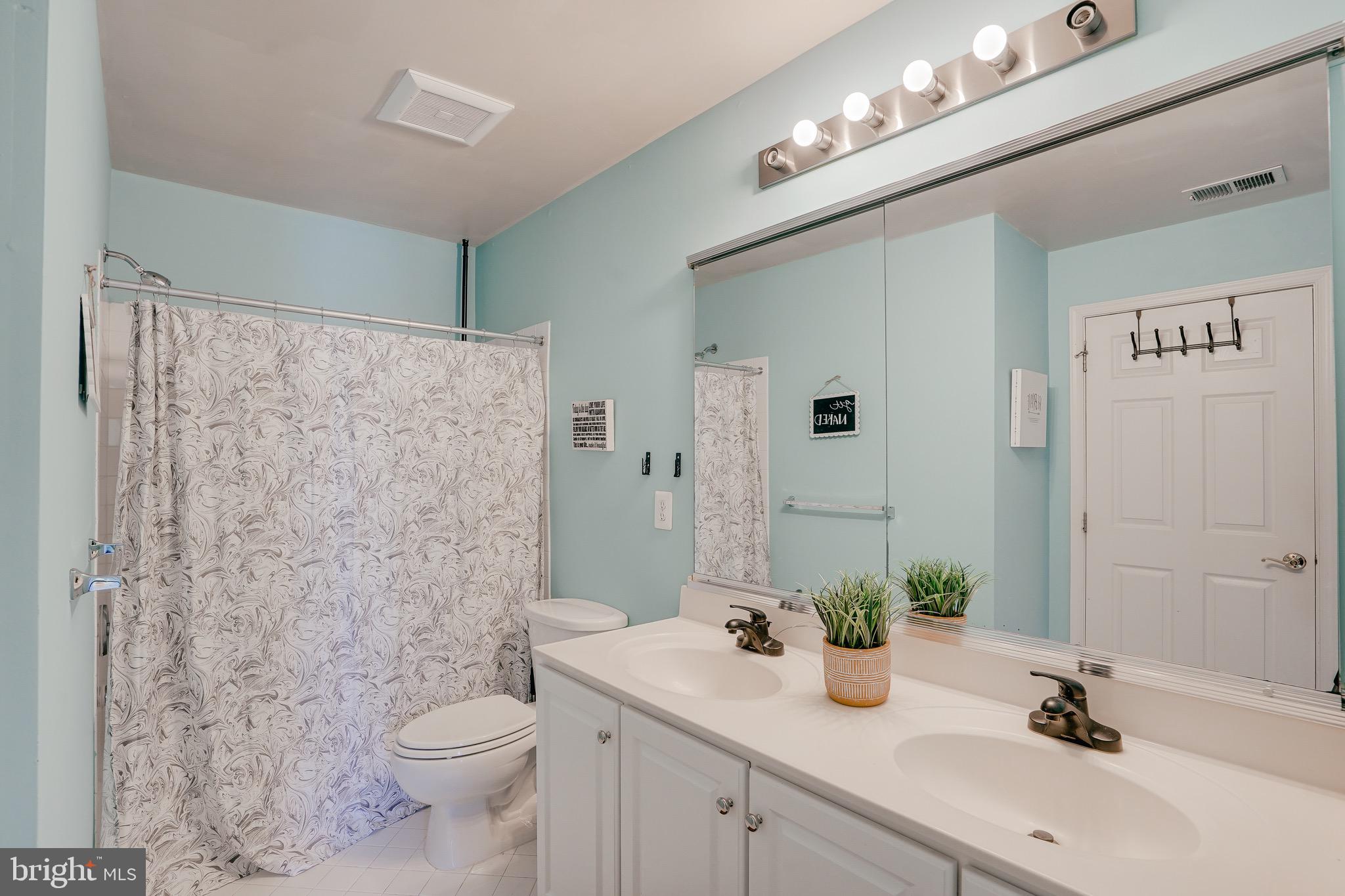 BELMONT COUNTRY CLUB - Residential