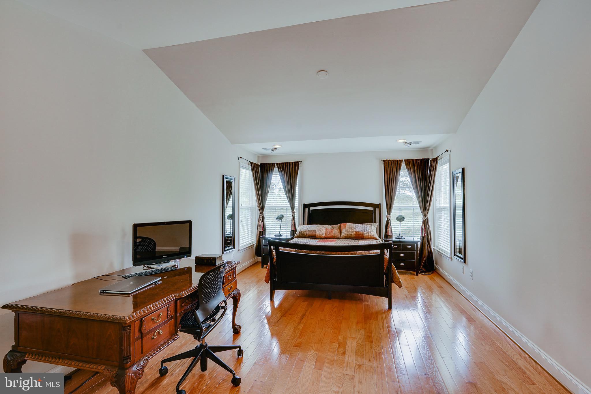 BELMONT COUNTRY CLUB - Residential