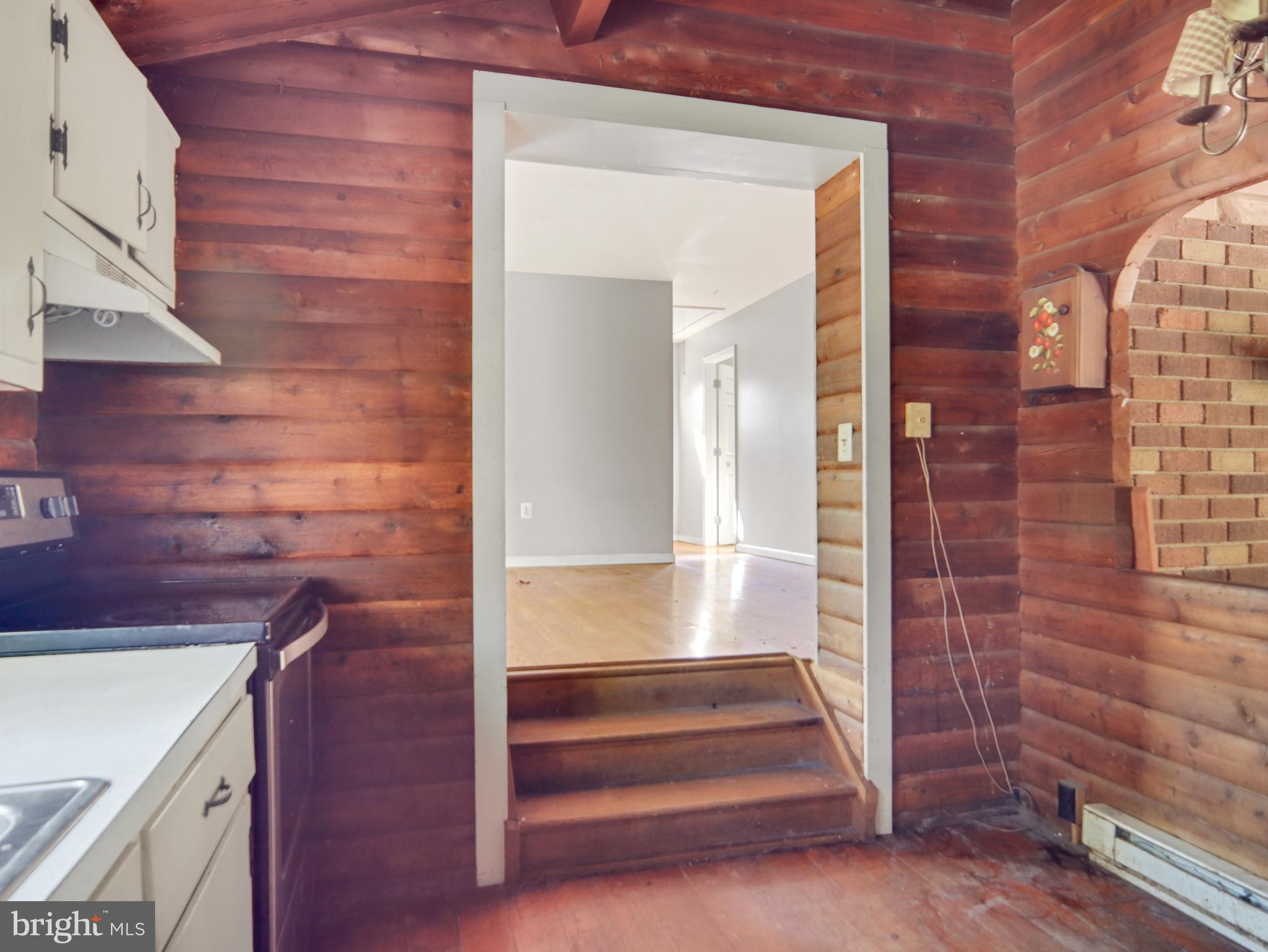 KEYES FERRY ACRES - Residential