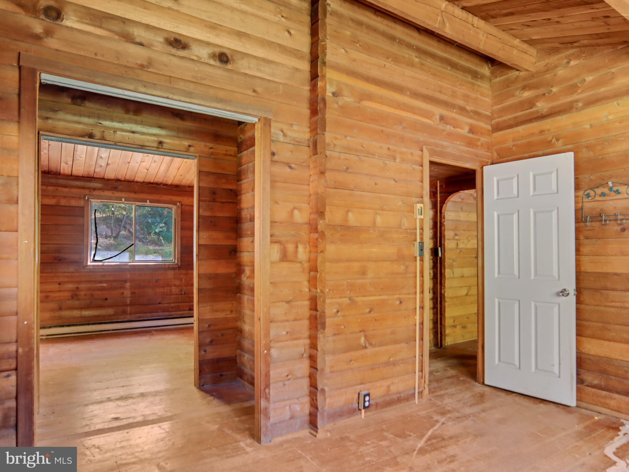 KEYES FERRY ACRES - Residential