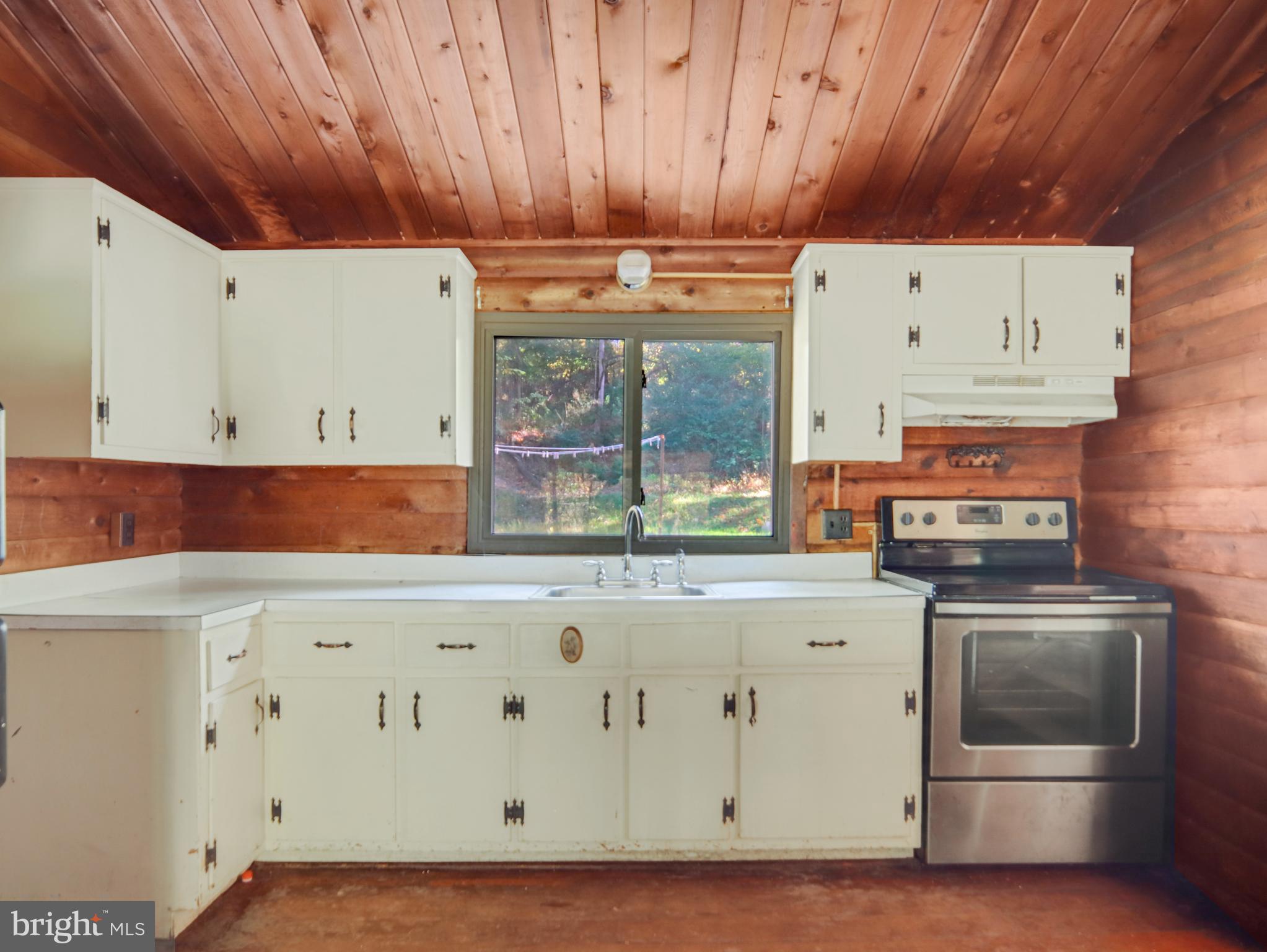 KEYES FERRY ACRES - Residential