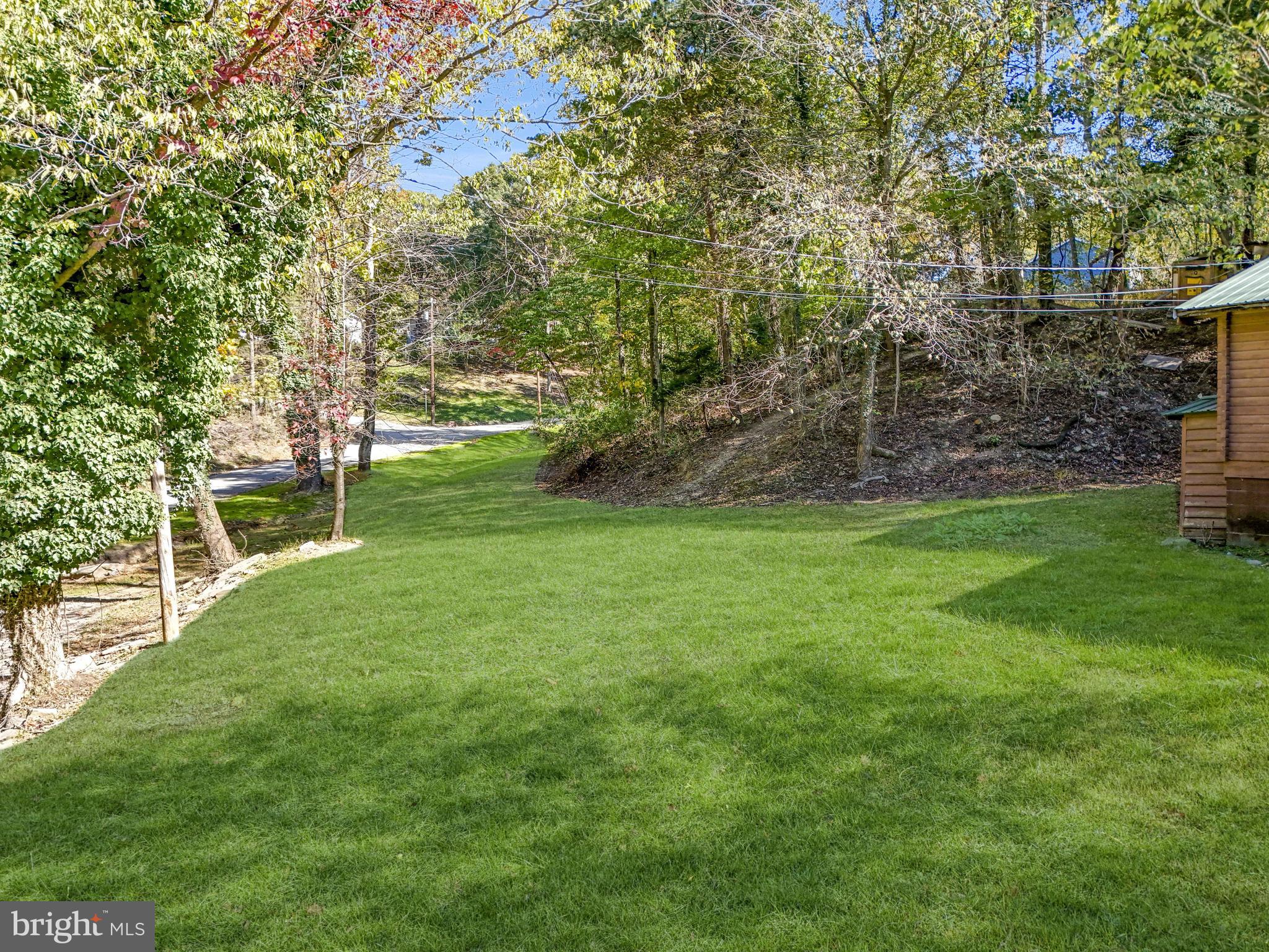 KEYES FERRY ACRES - Residential