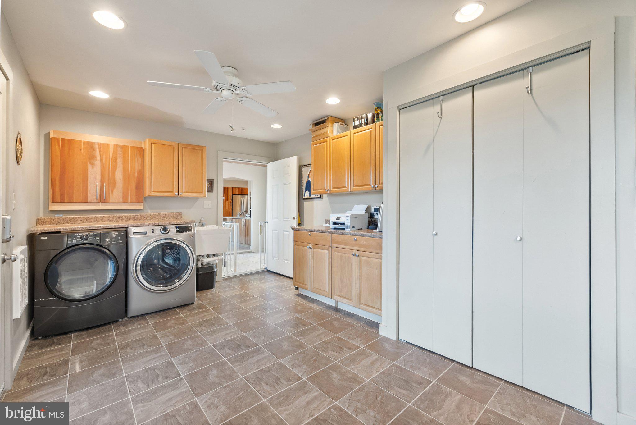 CUNNINGHAM ACRES - Residential