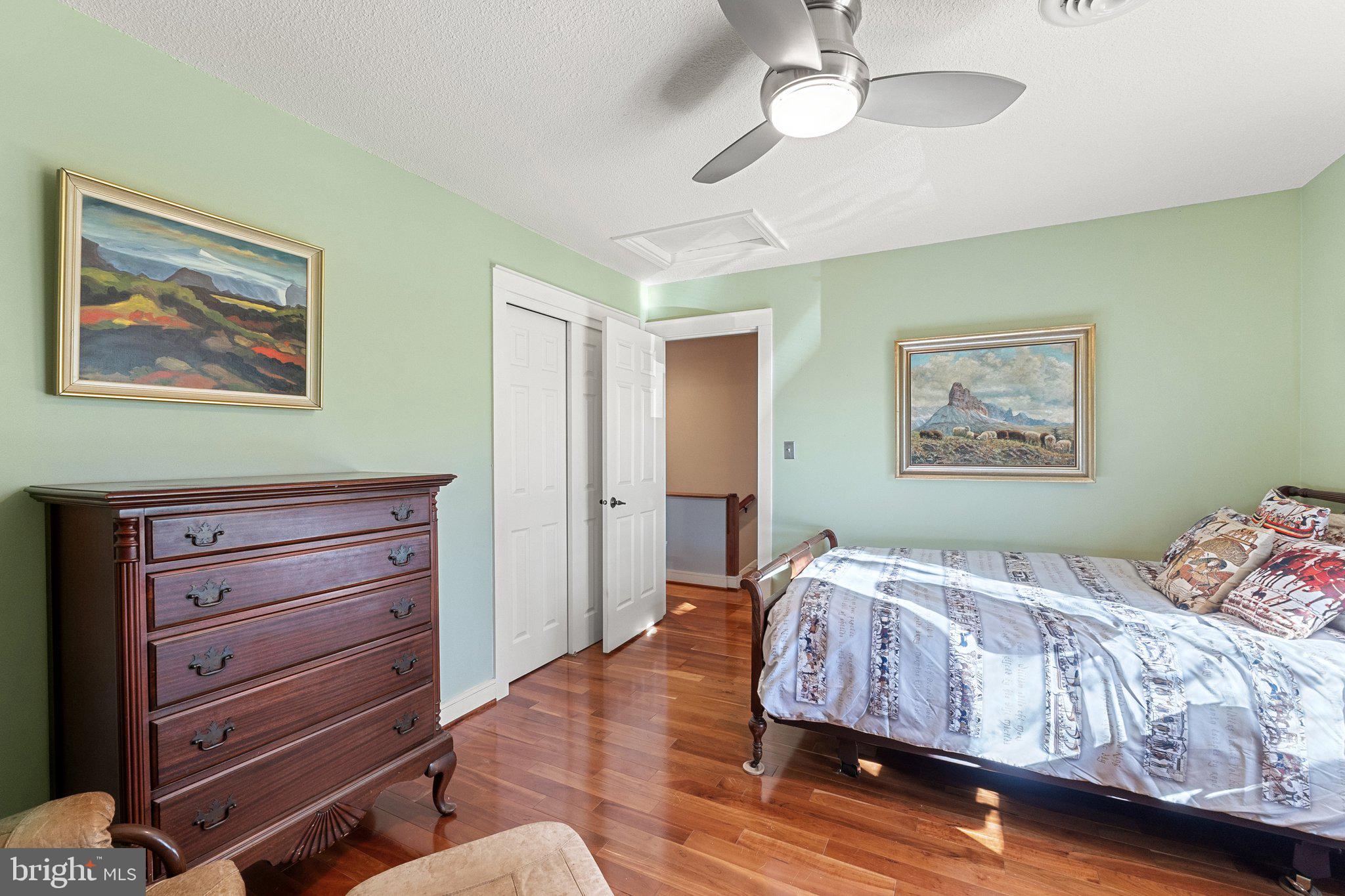 CUNNINGHAM ACRES - Residential