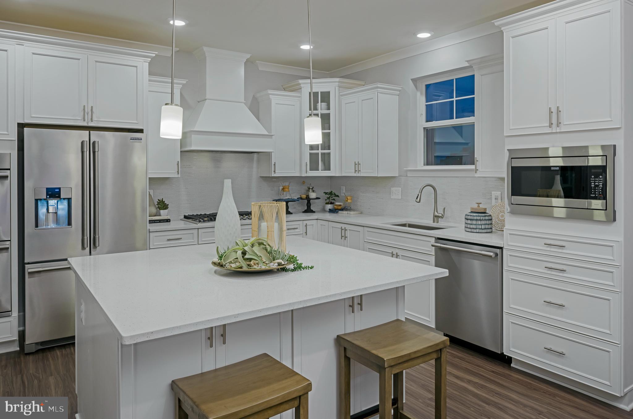 5843 CALYPSO COURT