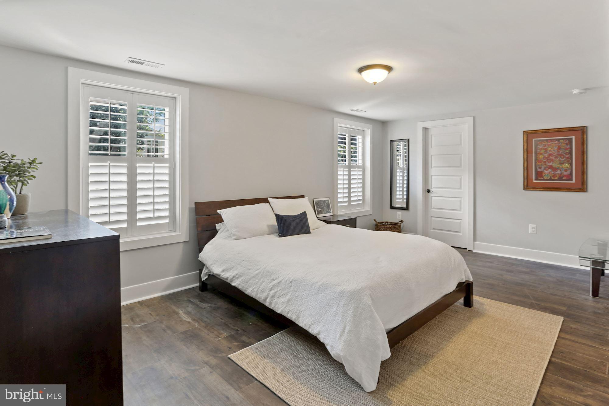 ROSEMONT - Residential