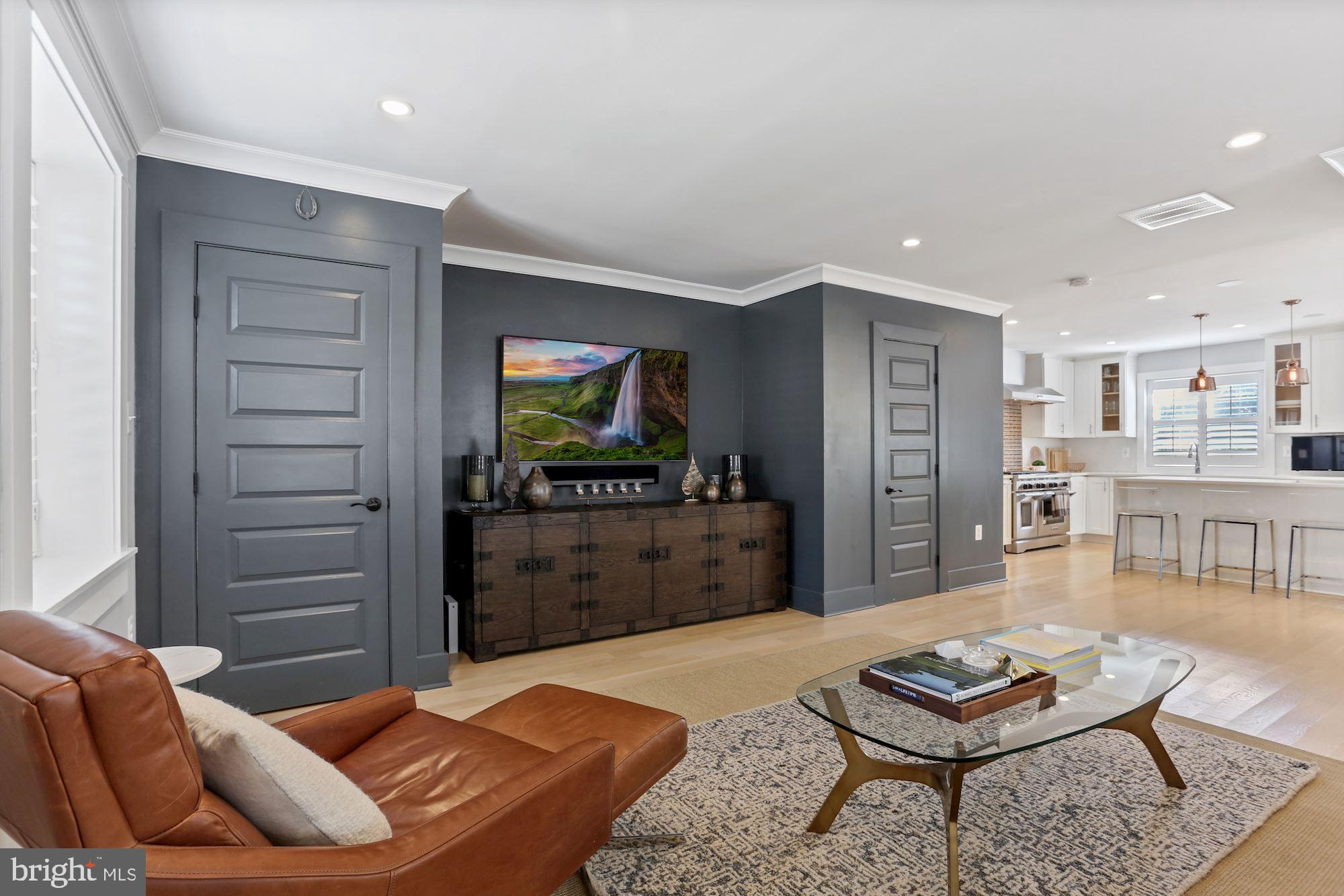 ROSEMONT - Residential