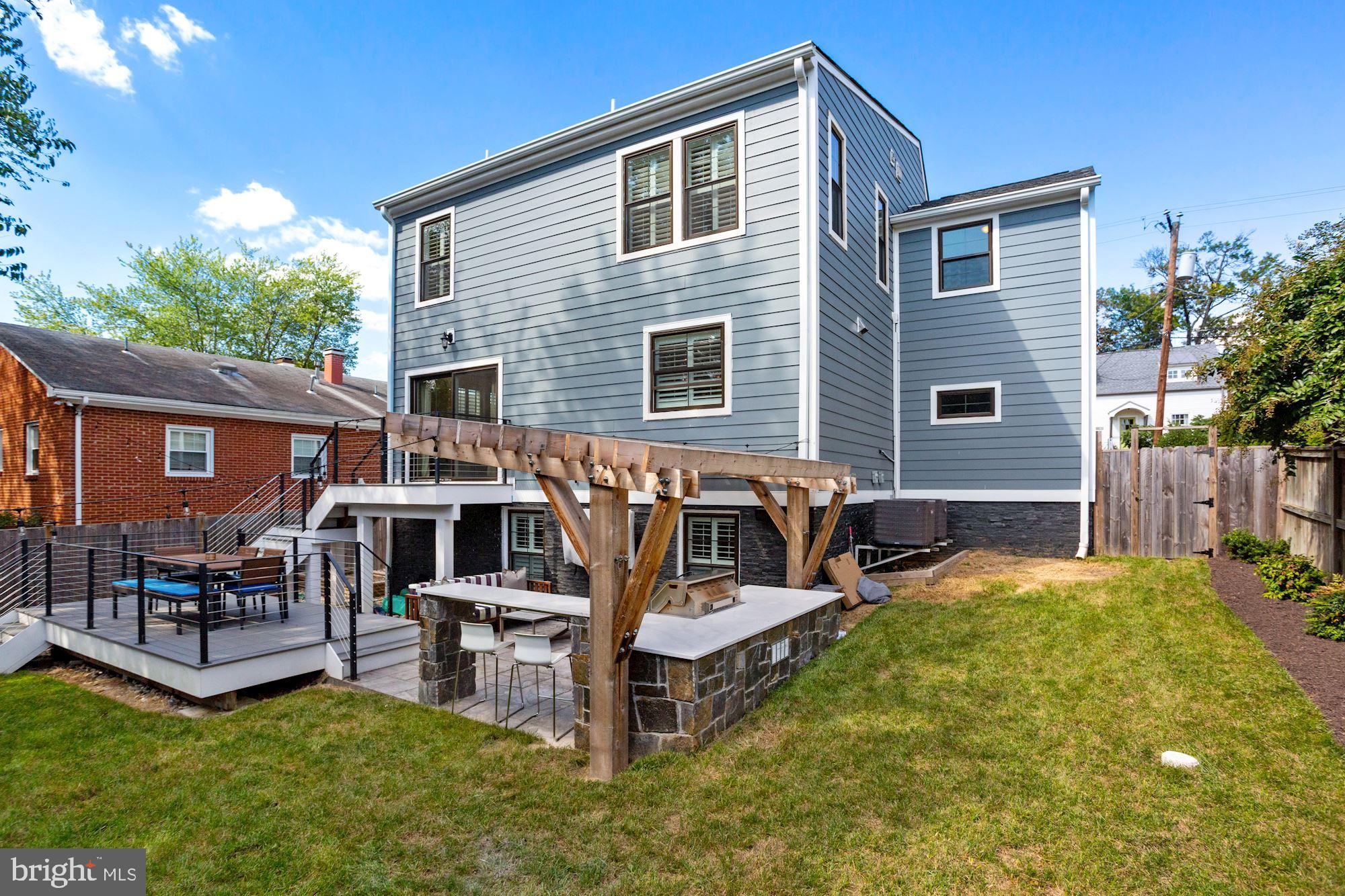 ROSEMONT - Residential