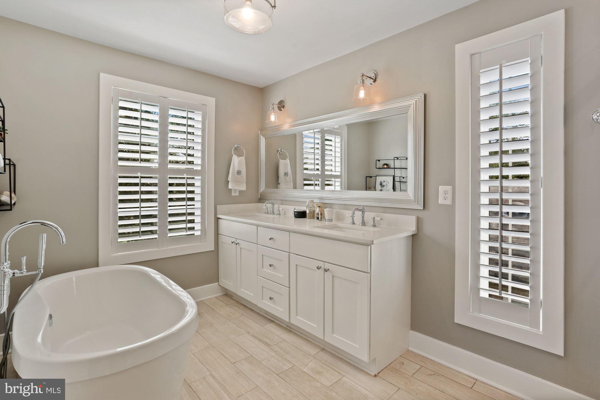 ROSEMONT - Residential