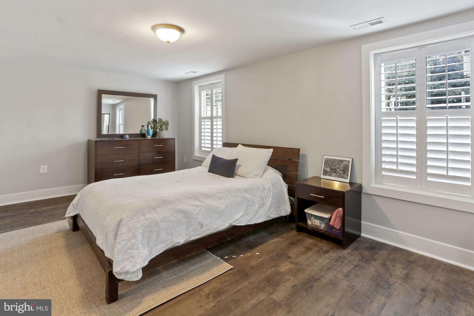 ROSEMONT - Residential