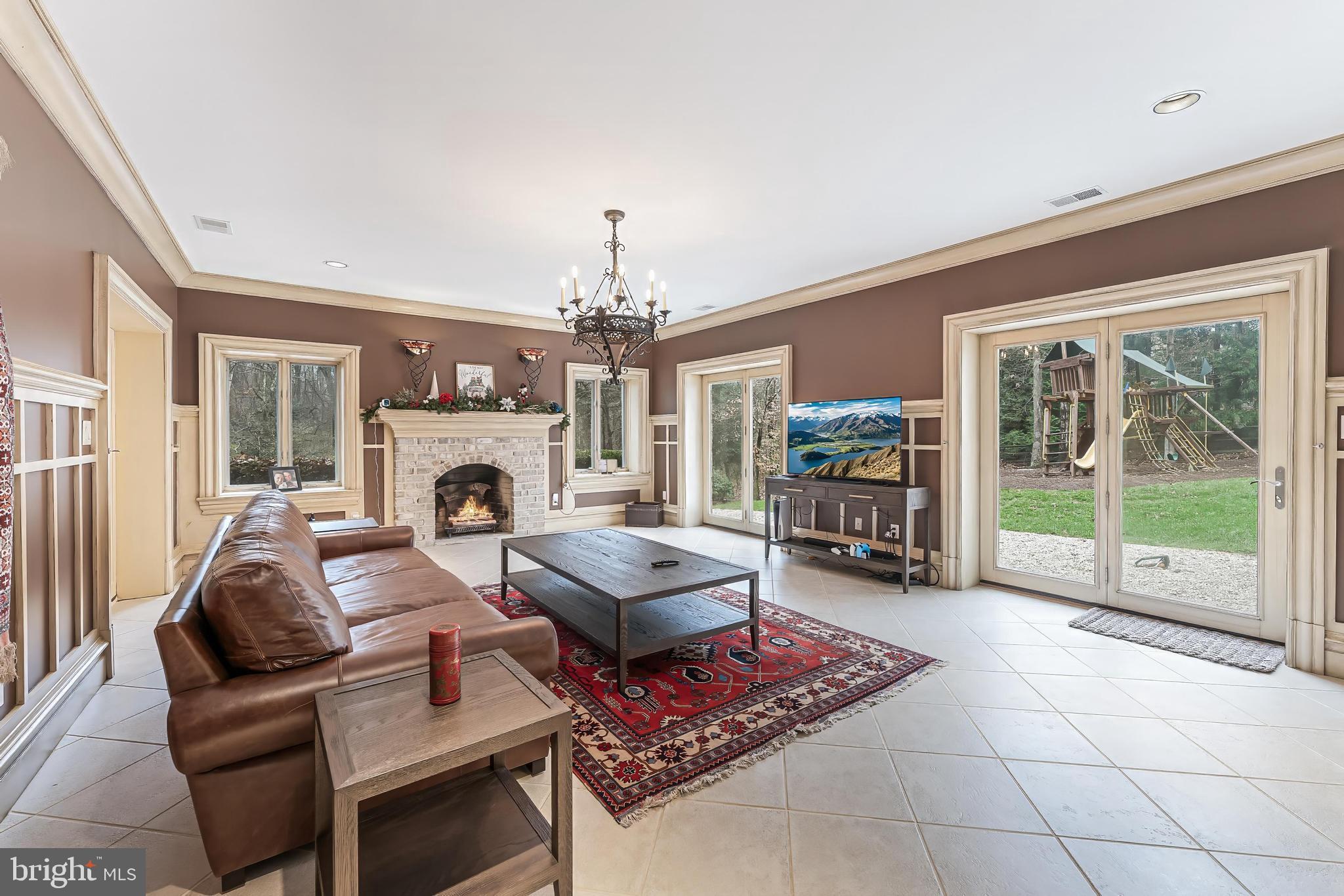 KENTLAND POND - Residential