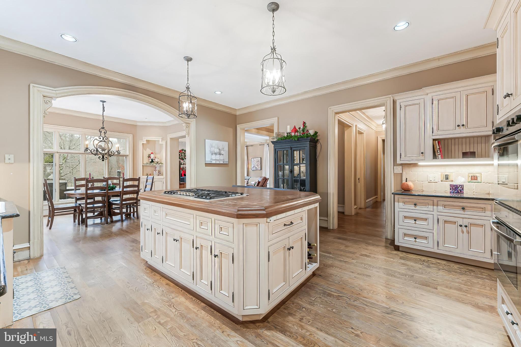 KENTLAND POND - Residential