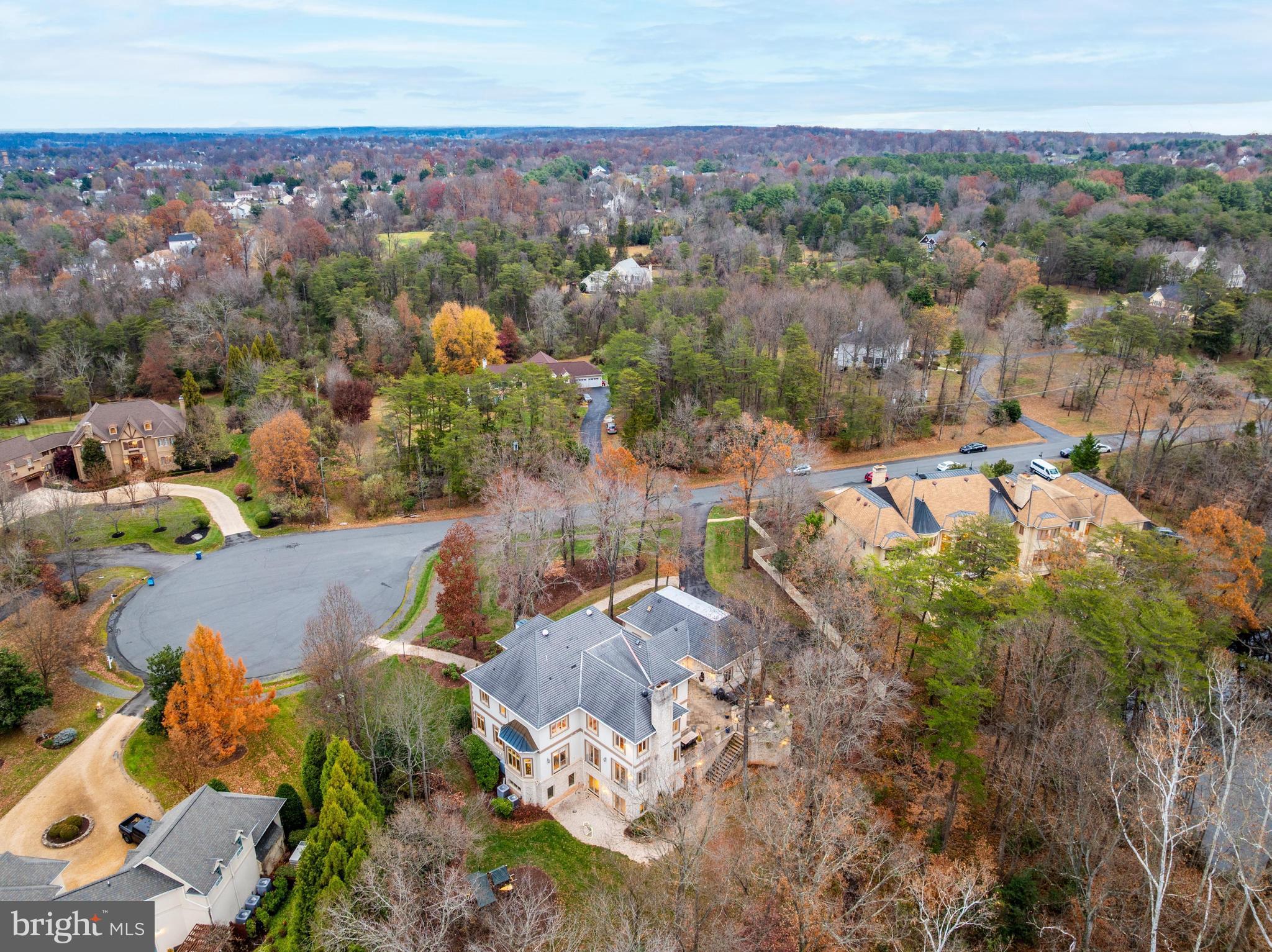 KENTLAND POND - Residential