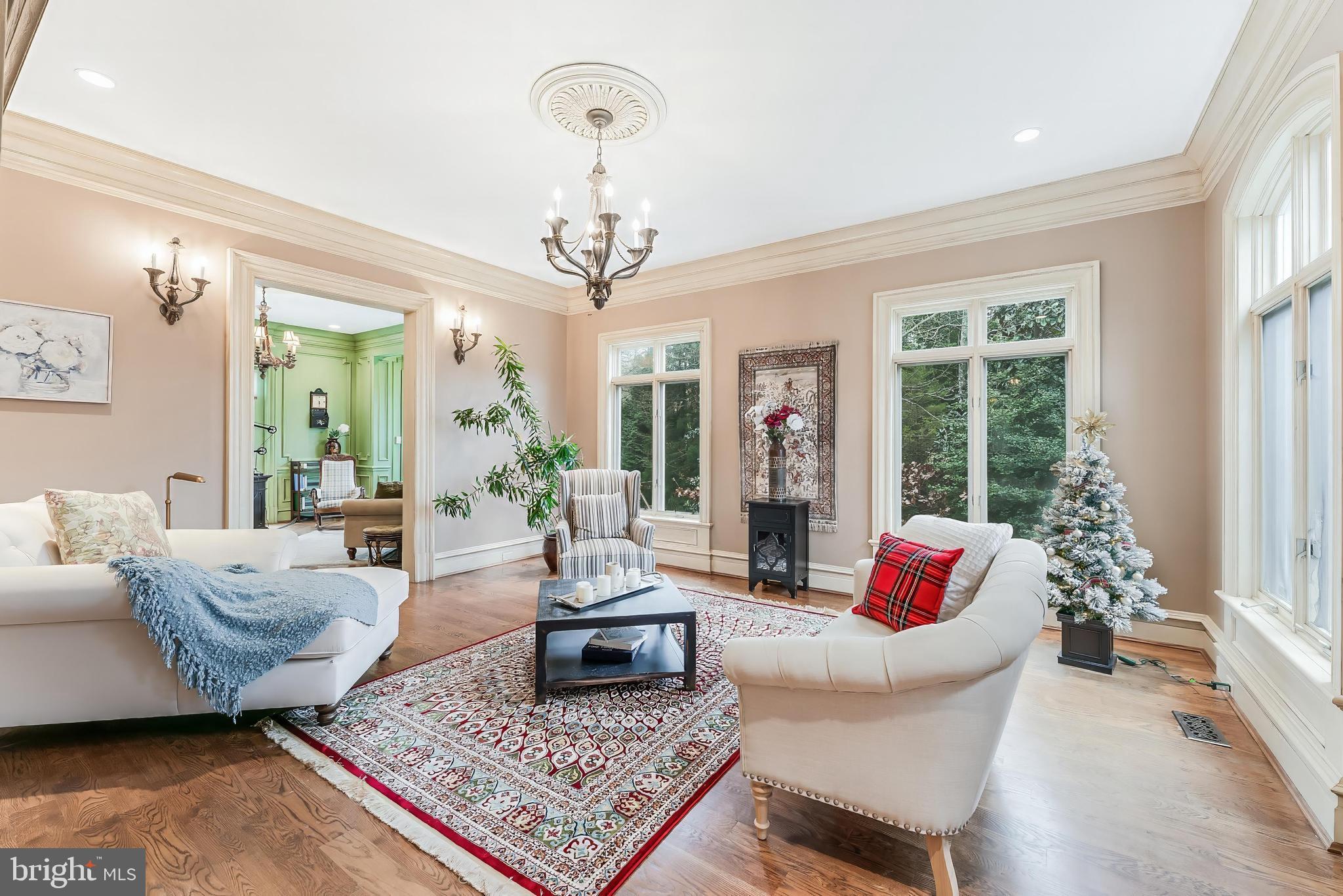 KENTLAND POND - Residential