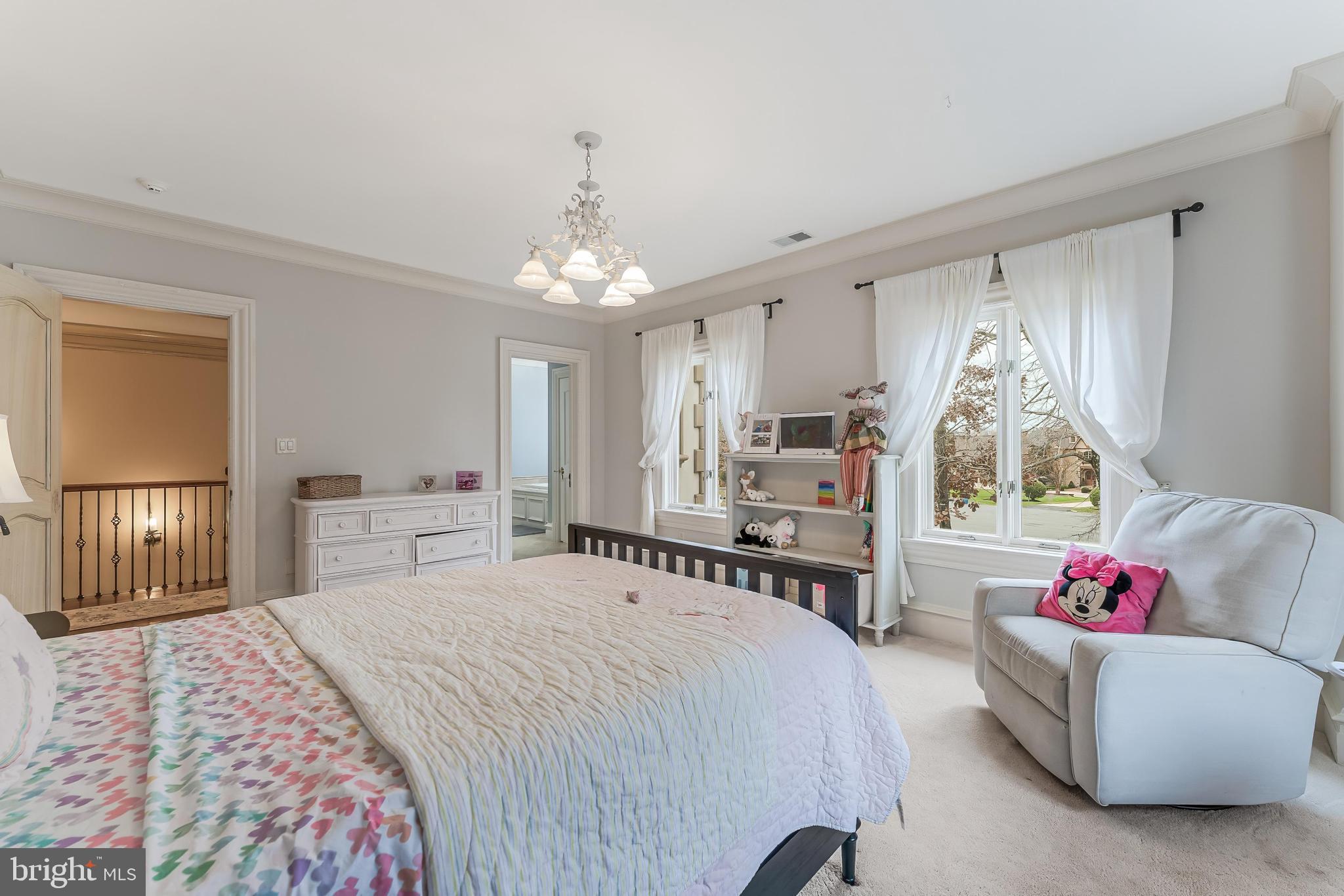 KENTLAND POND - Residential