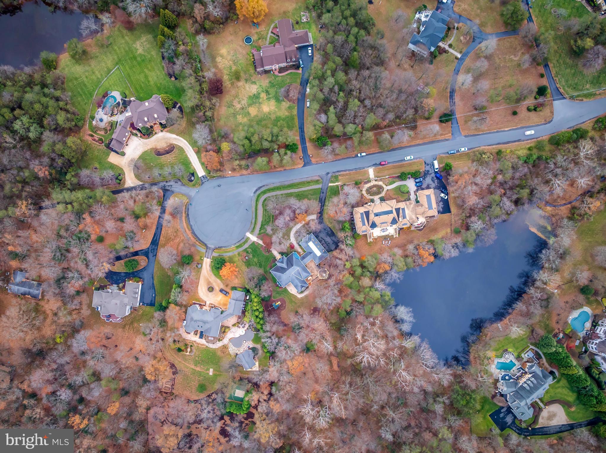 KENTLAND POND - Residential