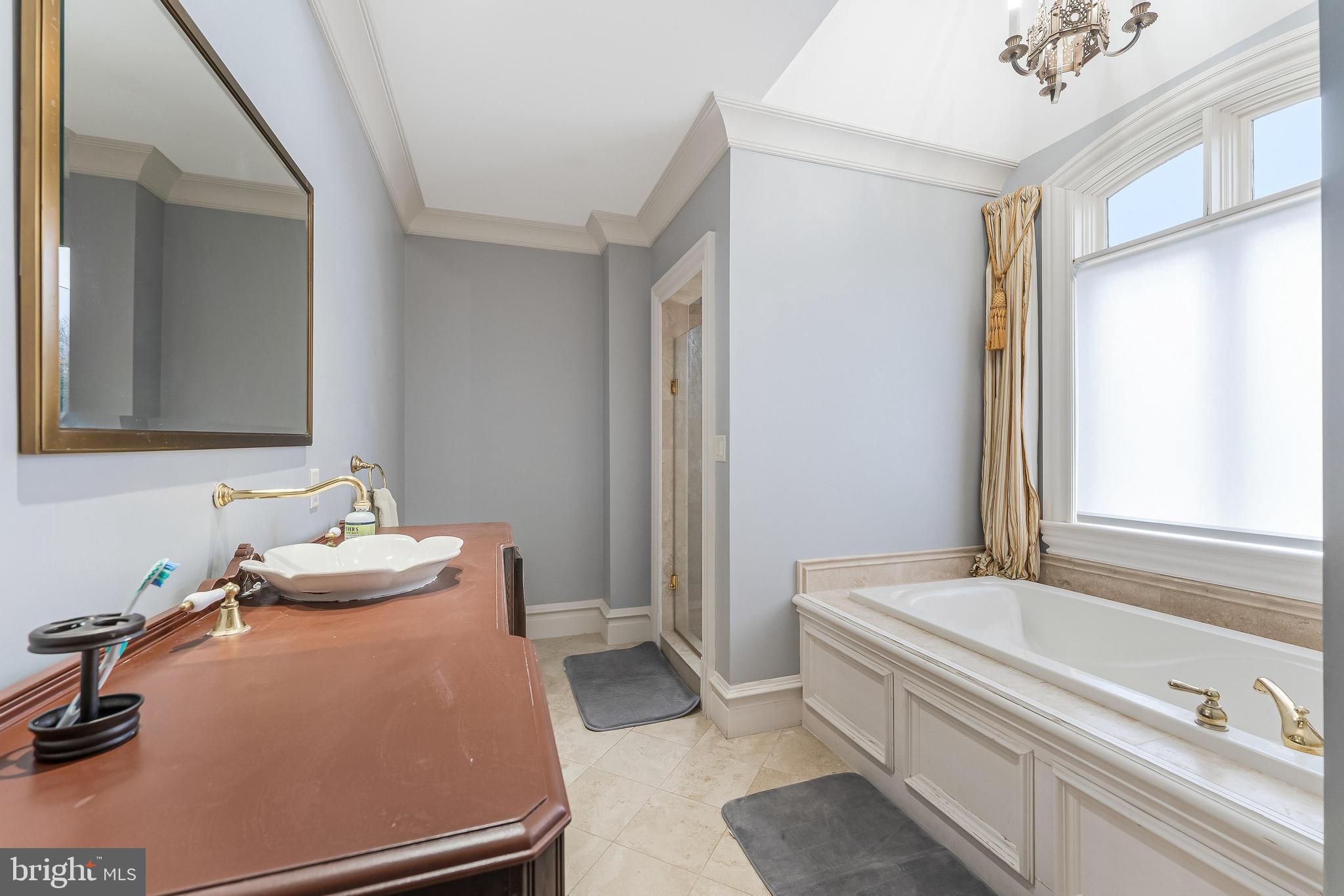 KENTLAND POND - Residential