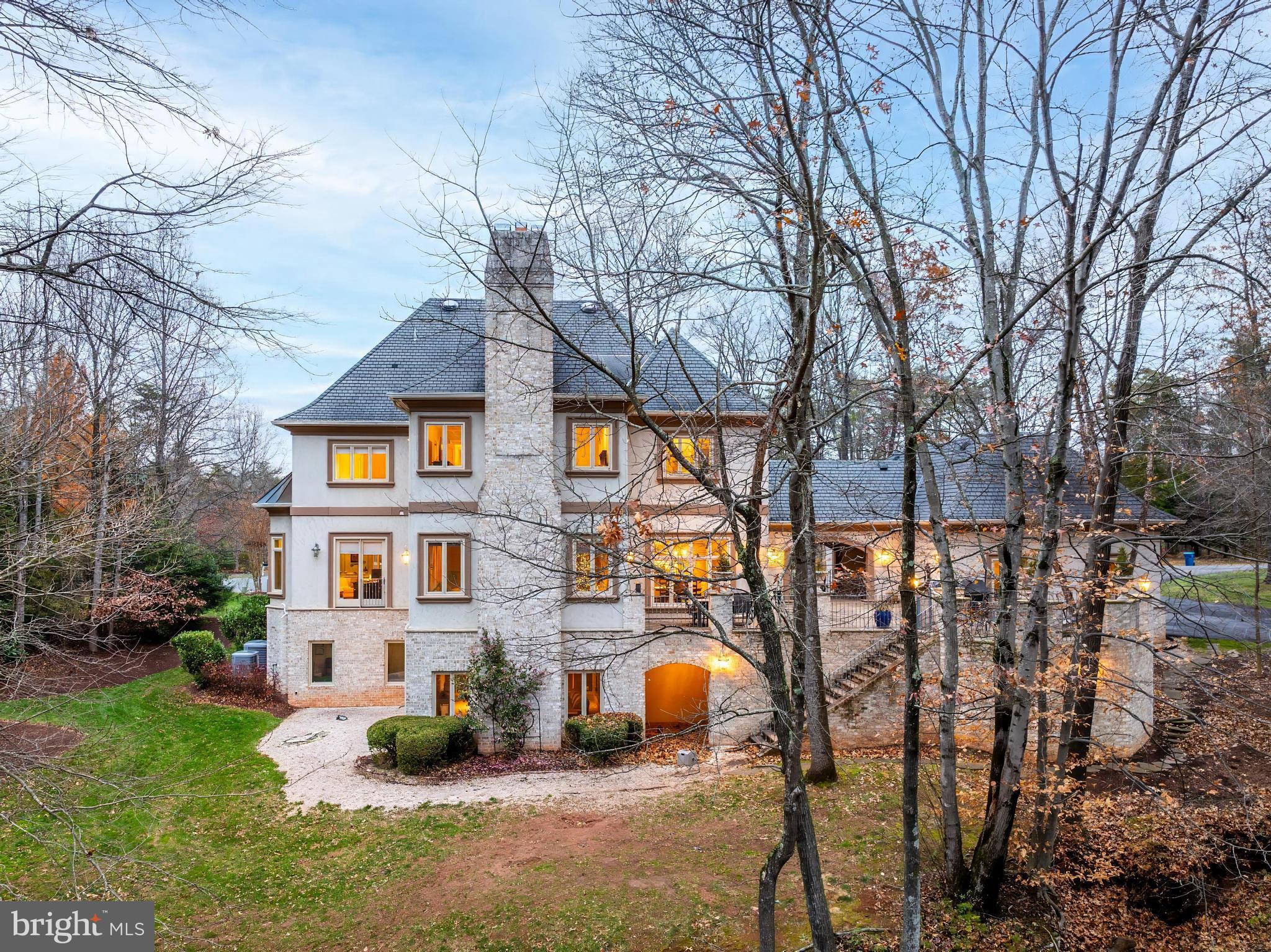 KENTLAND POND - Residential