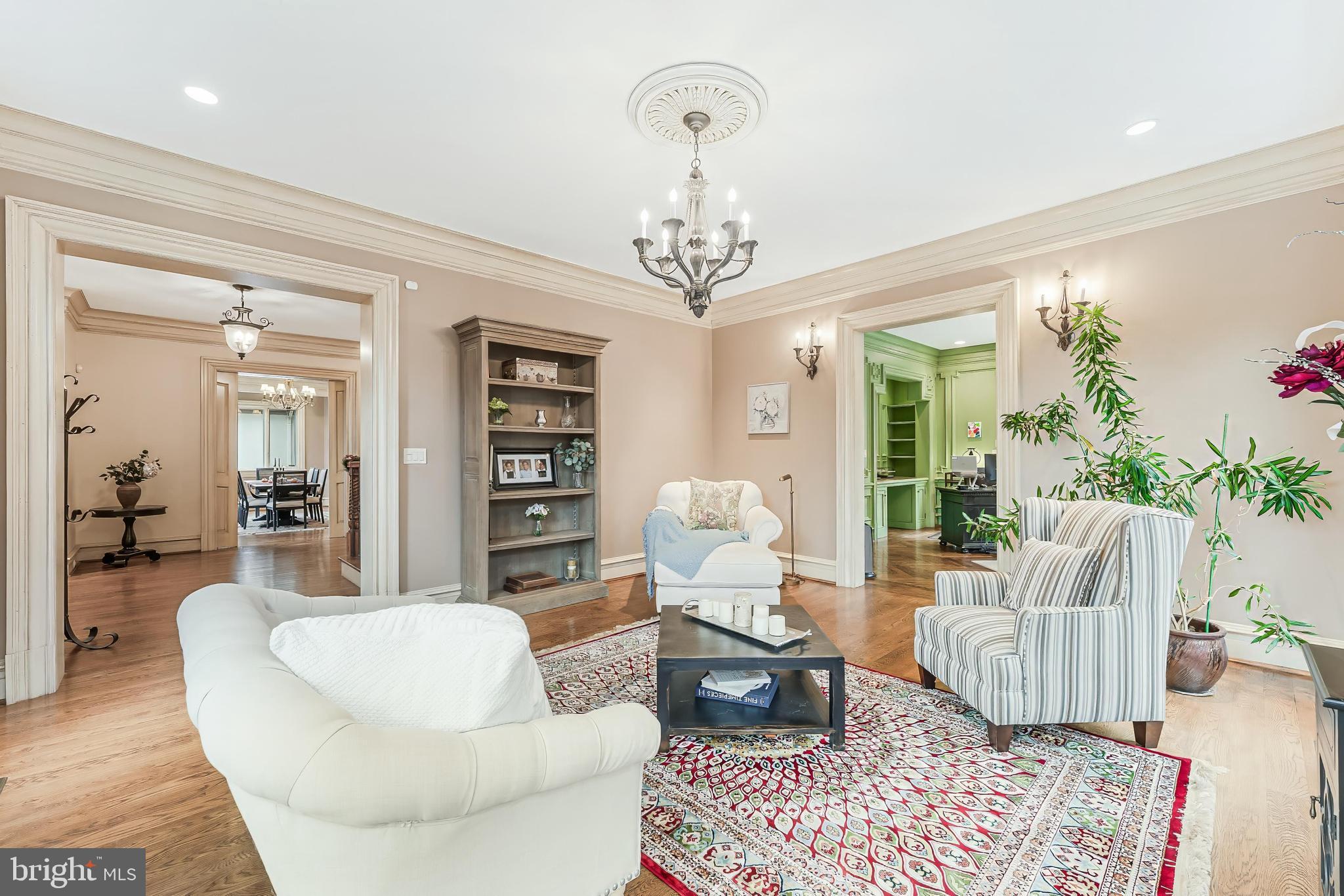 KENTLAND POND - Residential