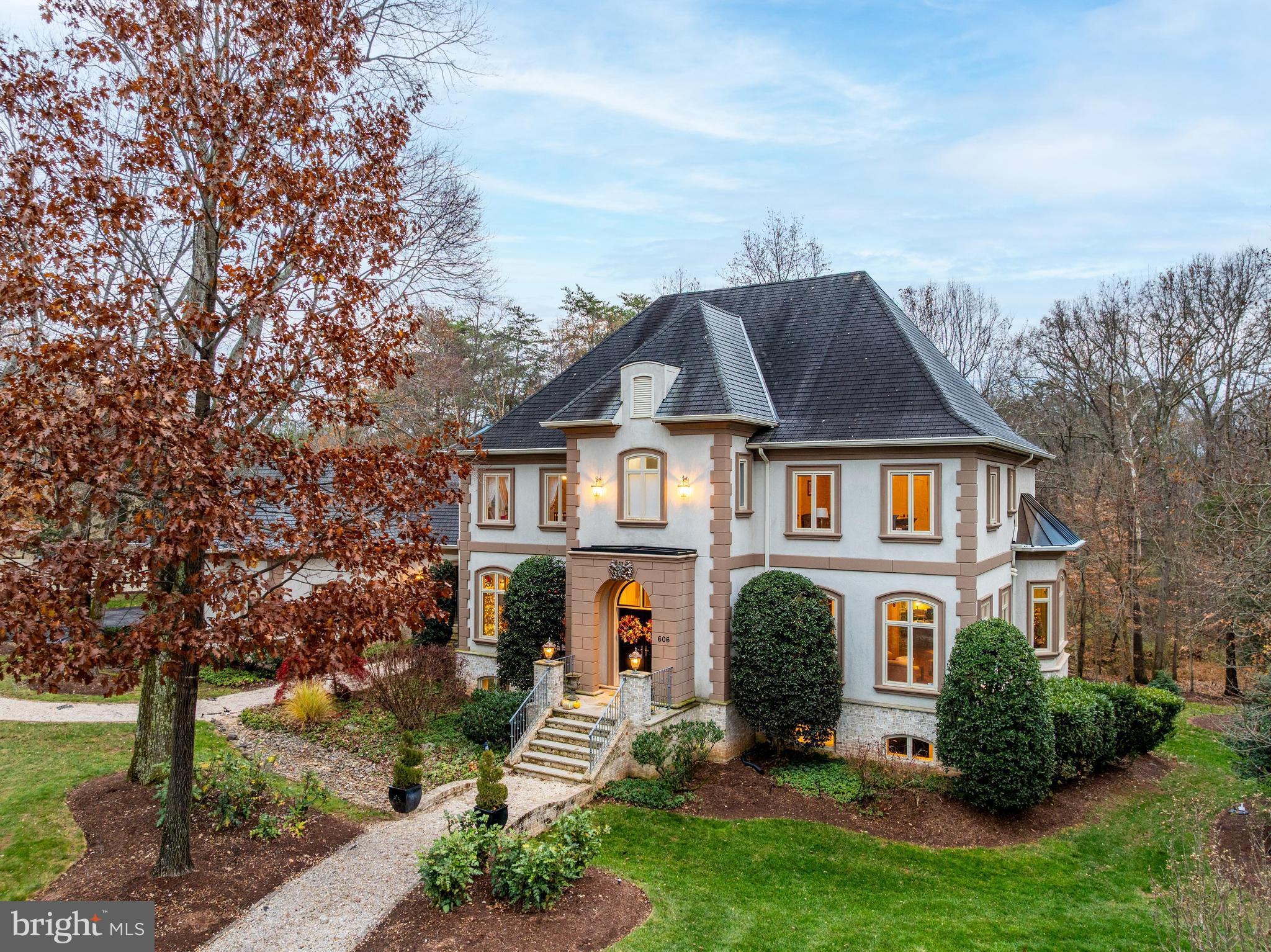 KENTLAND POND - Residential