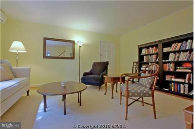 ARLINGTON VILLAGE - Residential Lease