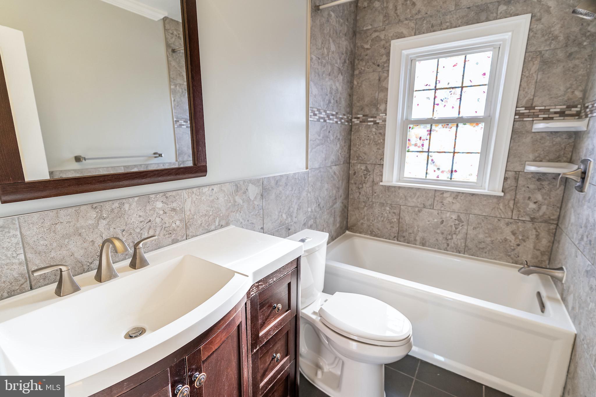 ARLINGTON VILLAGE - Residential Lease