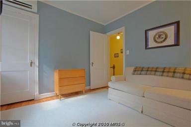 ARLINGTON VILLAGE - Residential Lease