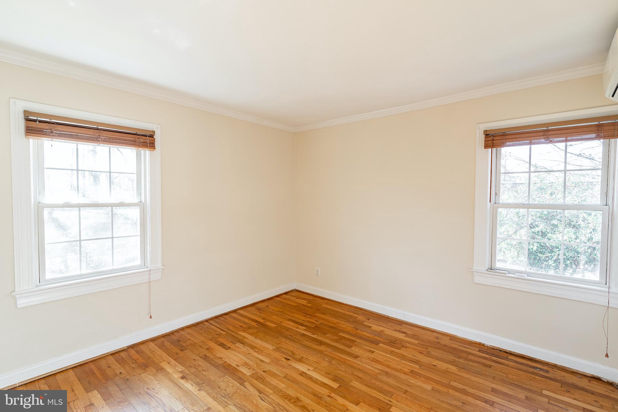 ARLINGTON VILLAGE - Residential Lease