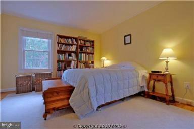 ARLINGTON VILLAGE - Residential Lease