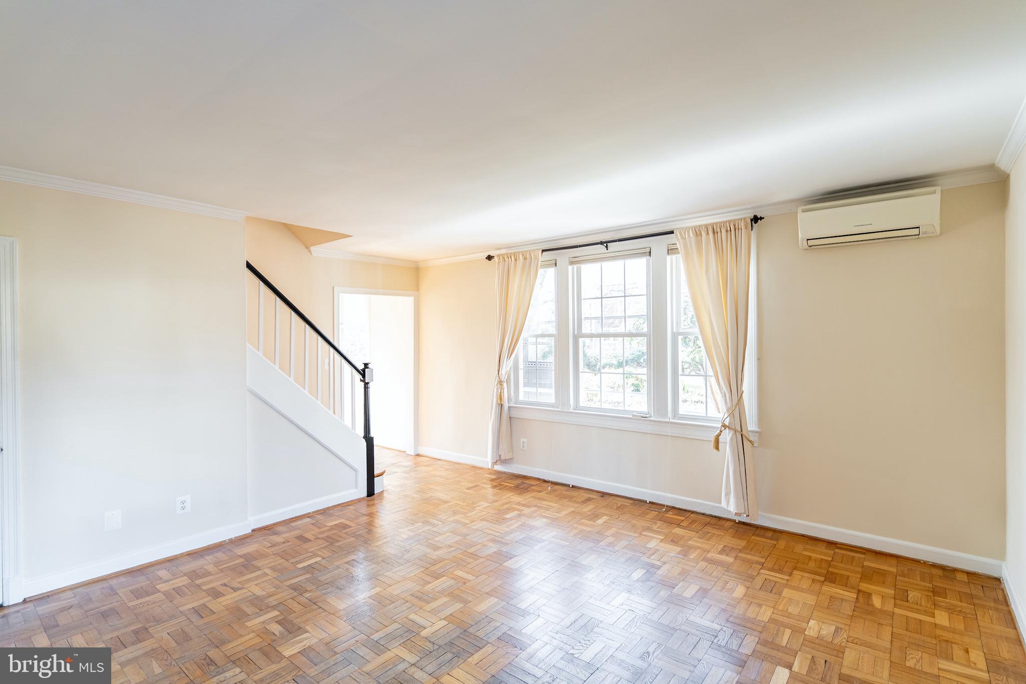 ARLINGTON VILLAGE - Residential Lease