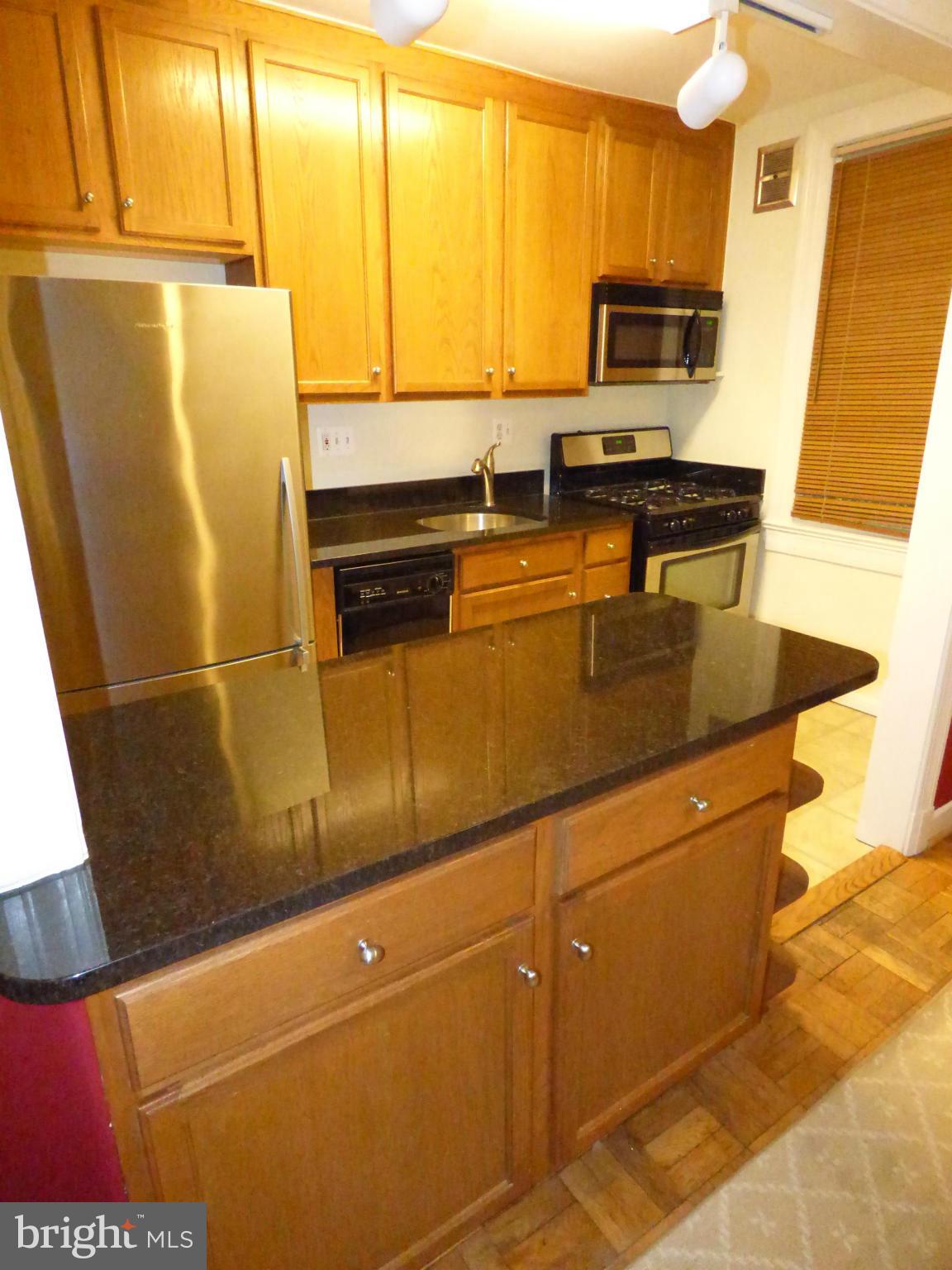 ARLINGTON VILLAGE - Residential Lease